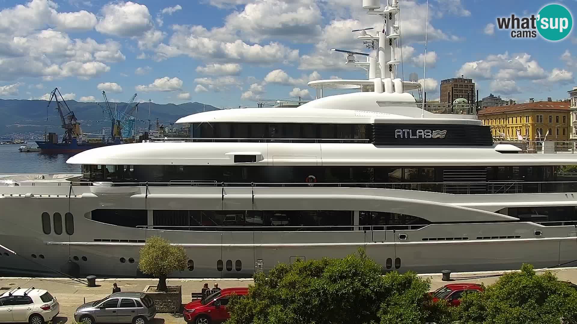 Riva i Marina u Rijeci – Web kamera uživo u Hrvatskoj