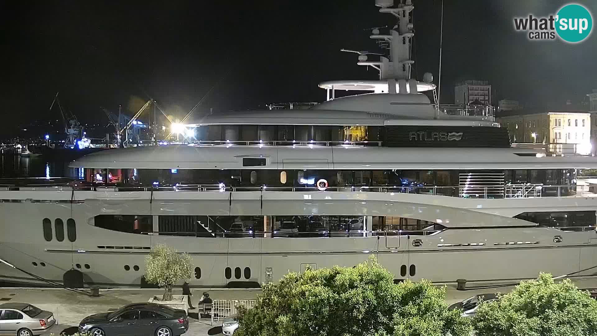 Riva i Marina u Rijeci – Web kamera uživo u Hrvatskoj