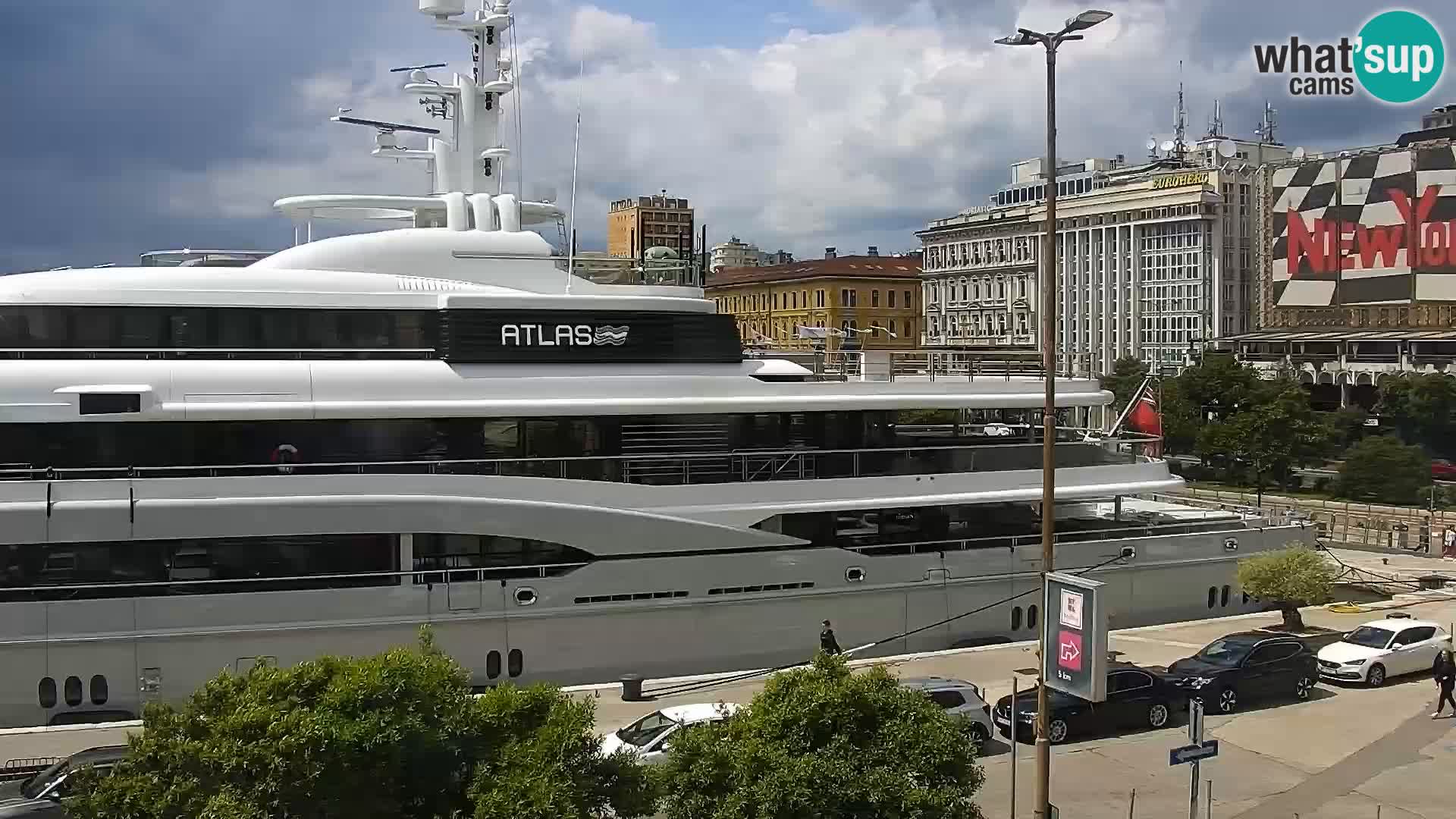 Riva i Marina u Rijeci – Web kamera uživo u Hrvatskoj