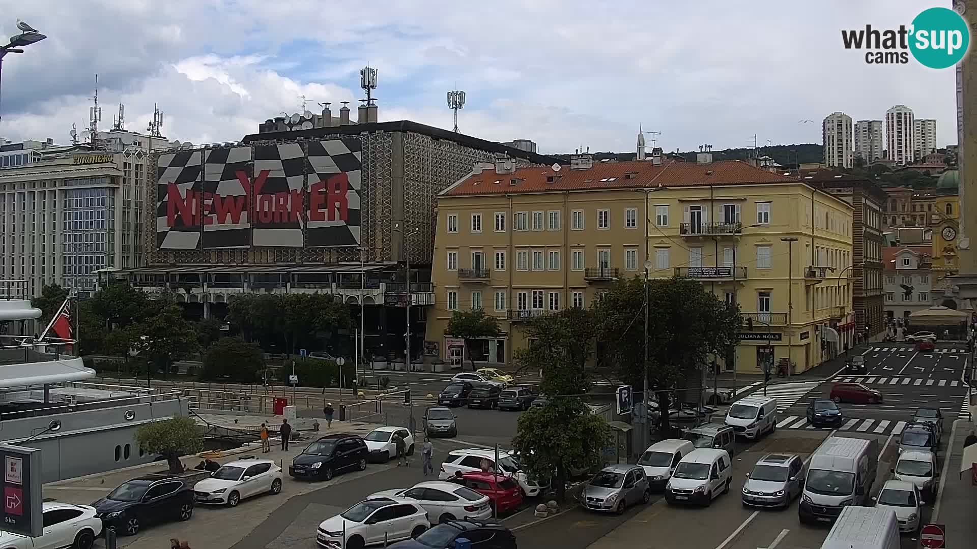 Riva i Marina u Rijeci – Web kamera uživo u Hrvatskoj