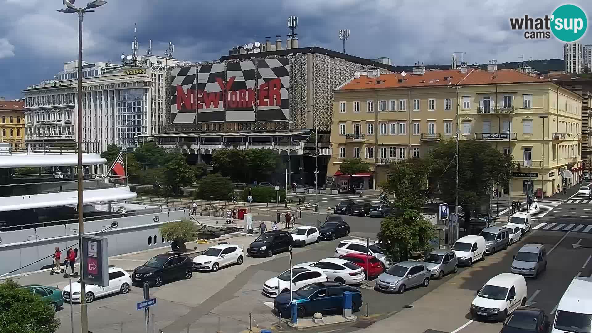 Riva i Marina u Rijeci – Web kamera uživo u Hrvatskoj