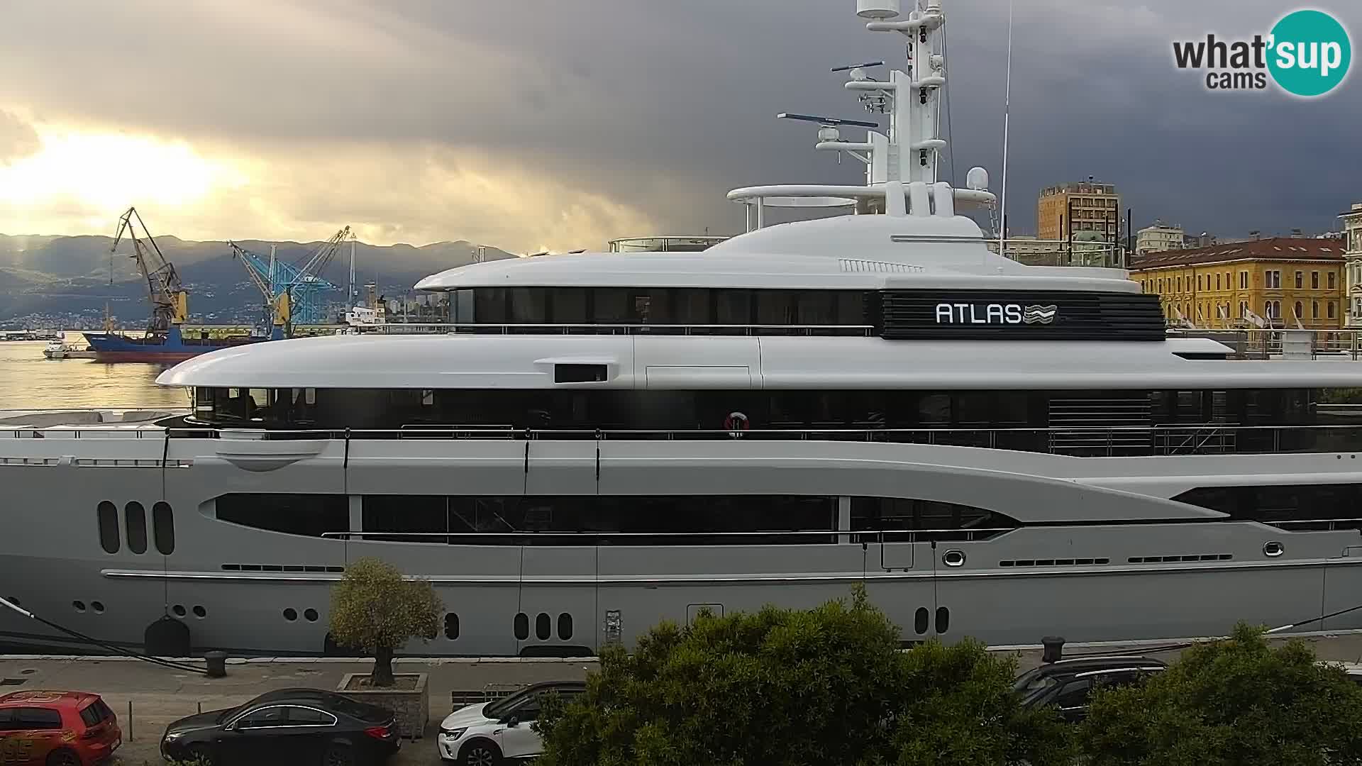 La Riva et Marina à Rijeka – Live Webcam Croatie