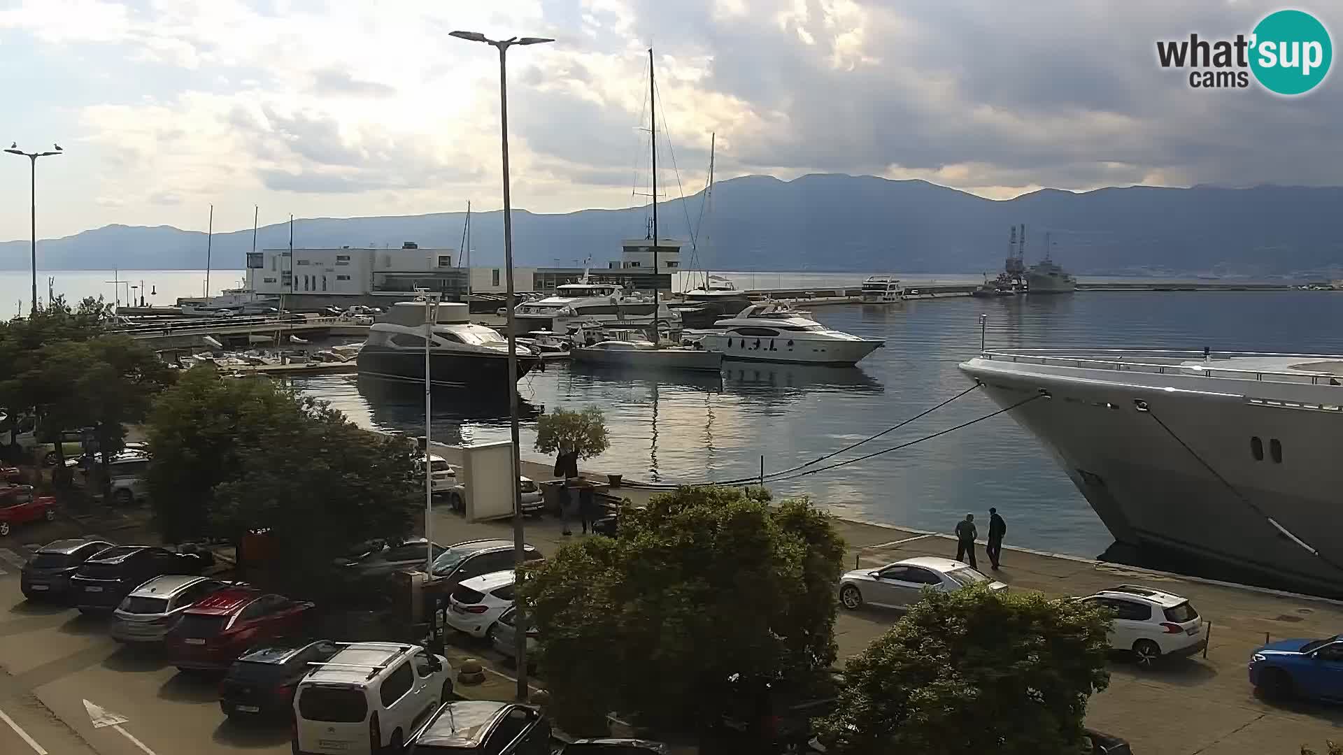 La Riva y Marina en Rijeka – Webcam en vivo Croacia