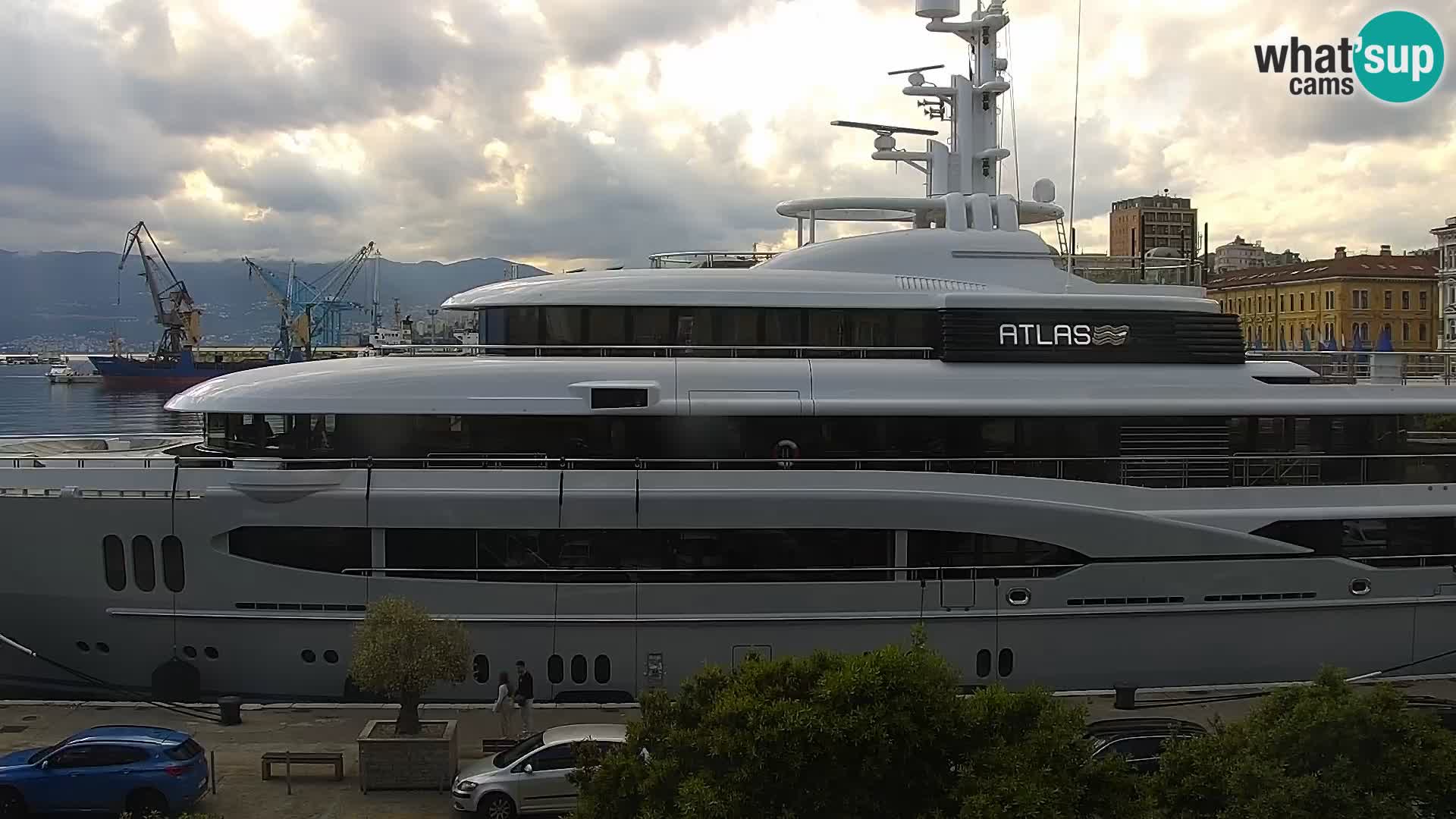 La Riva y Marina en Rijeka – Webcam en vivo Croacia