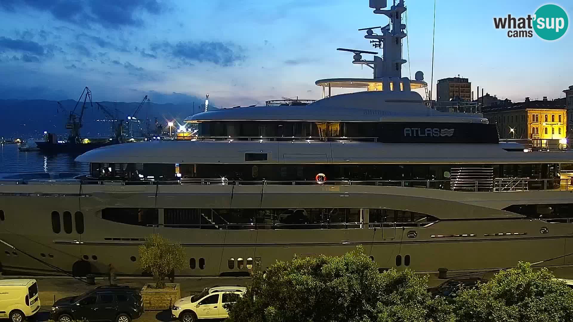 Rijeka – luka i ulica Riva