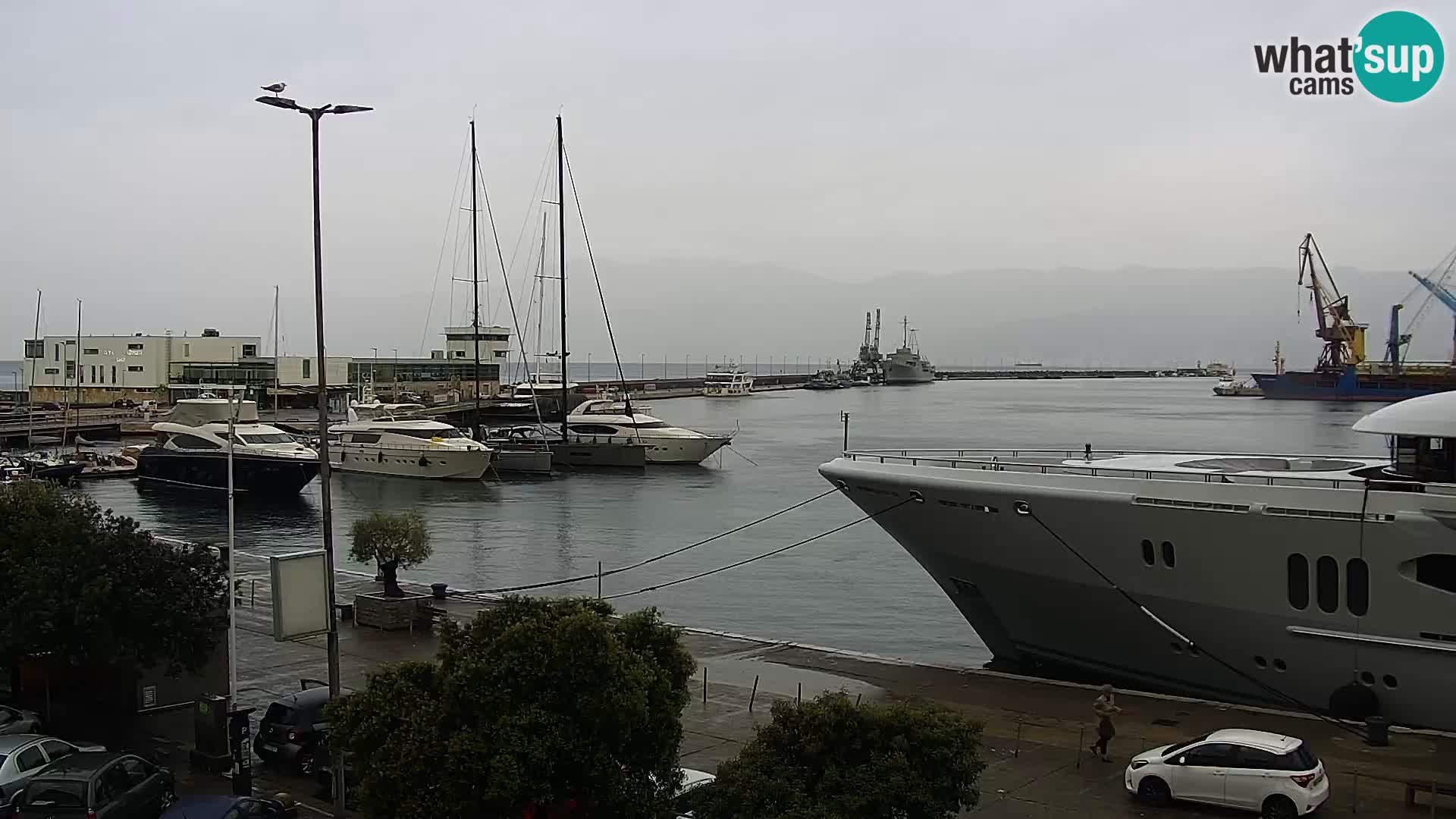 La Riva y Marina en Rijeka – Webcam en vivo Croacia