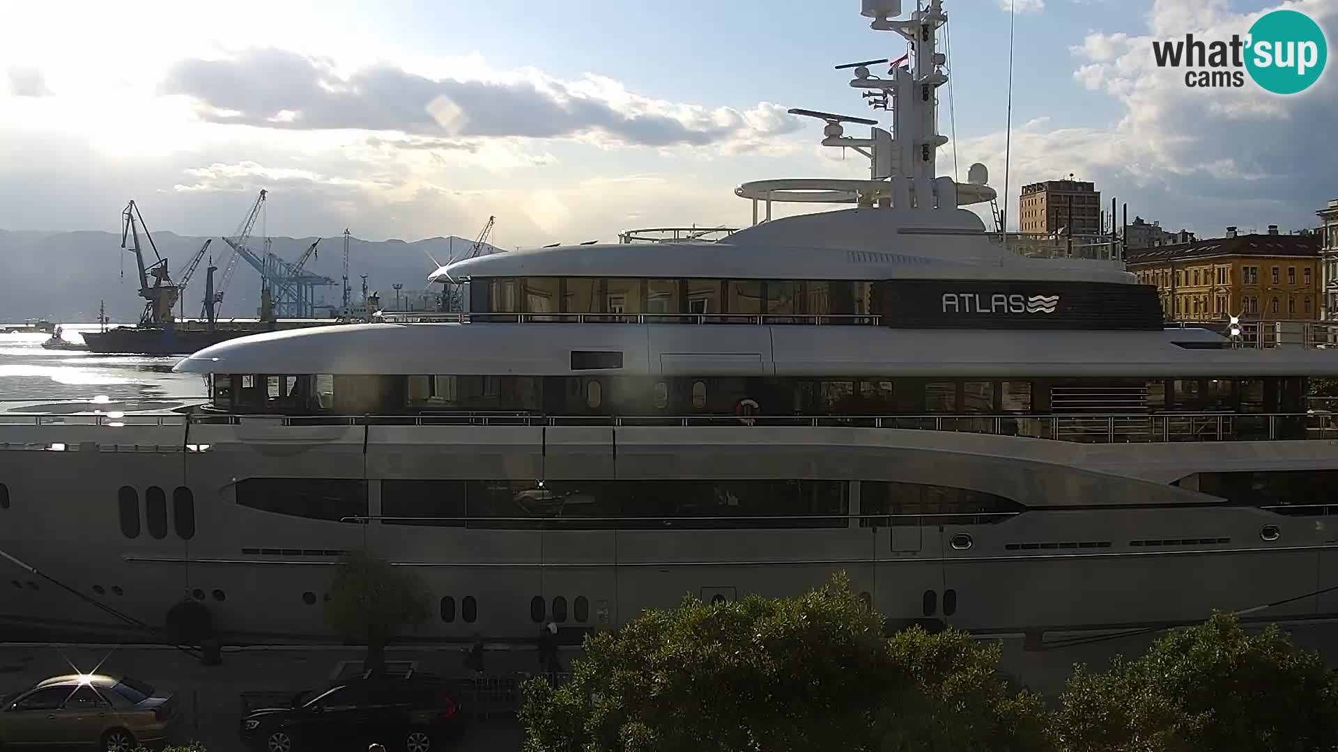 La Riva y Marina en Rijeka – Webcam en vivo Croacia