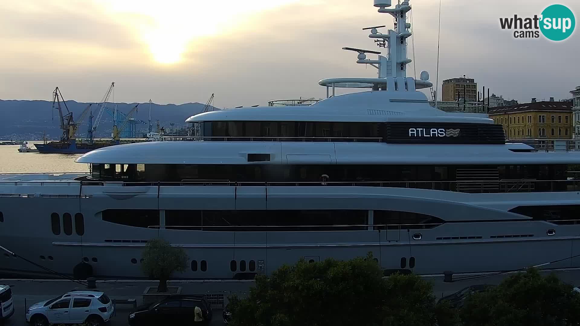 La Riva y Marina en Rijeka – Webcam en vivo Croacia