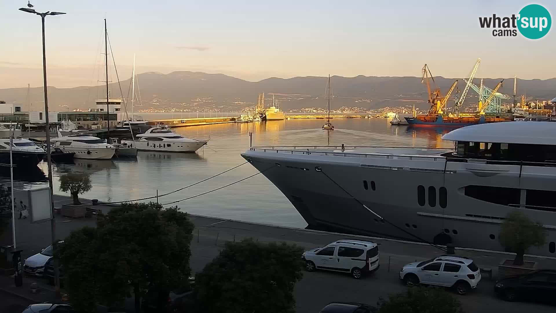 La Riva e la Marina a Rijeka (Fiume) – Live Webcam Croazia