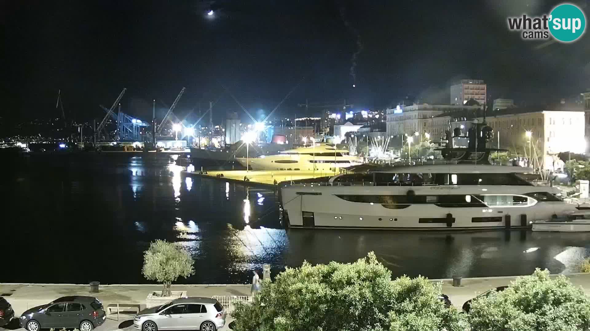 Riva i Marina u Rijeci – Web kamera uživo u Hrvatskoj