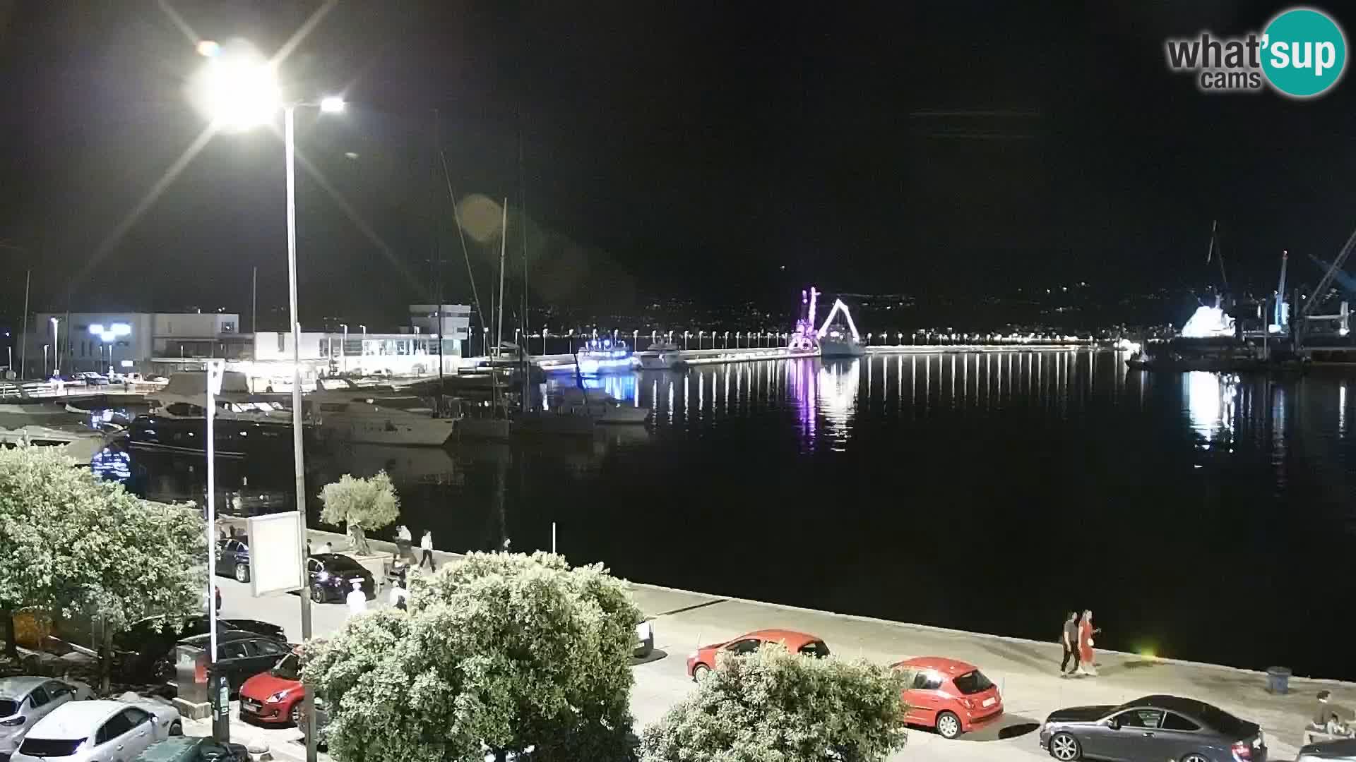 Riva in Marina v Reki – Spletna kamera v živo Hrvaška