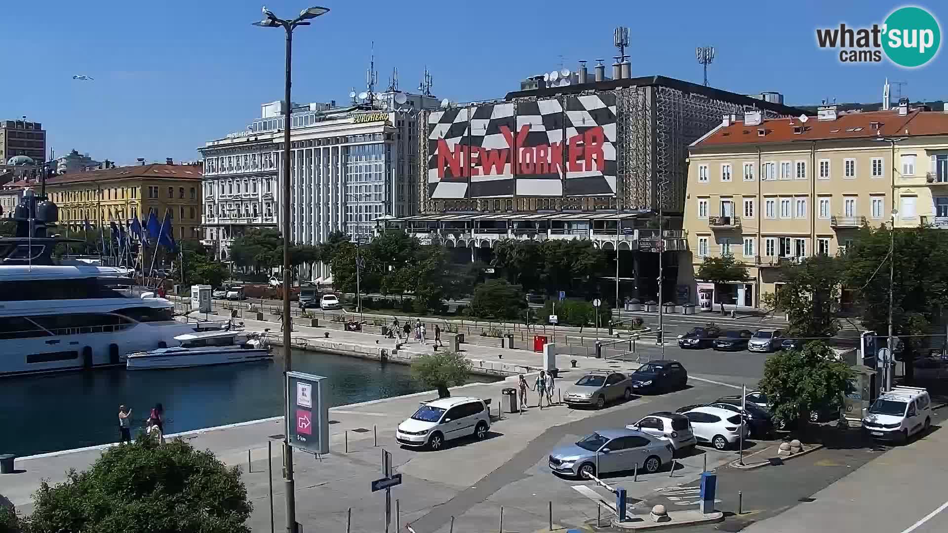 Riva in Marina v Reki – Spletna kamera v živo Hrvaška