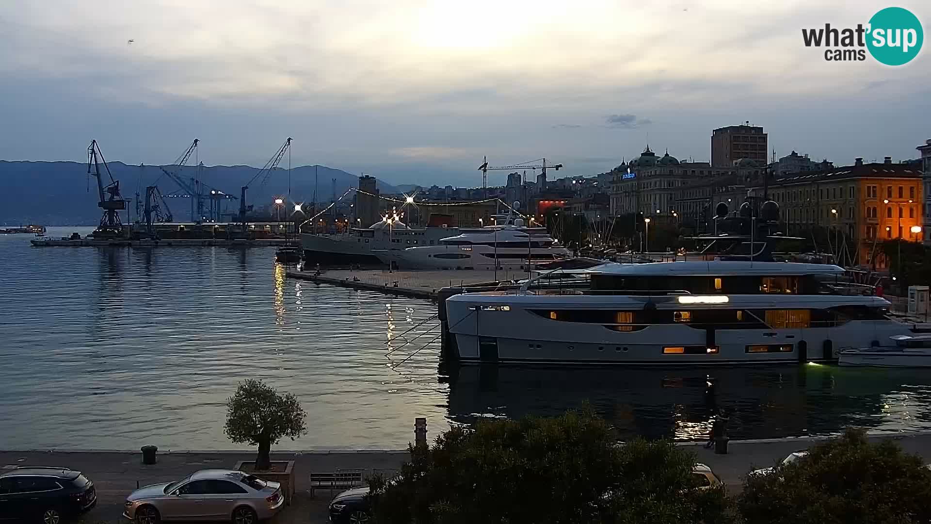 Die Riva und Marina in Rijeka – Live Webcam Kroatien