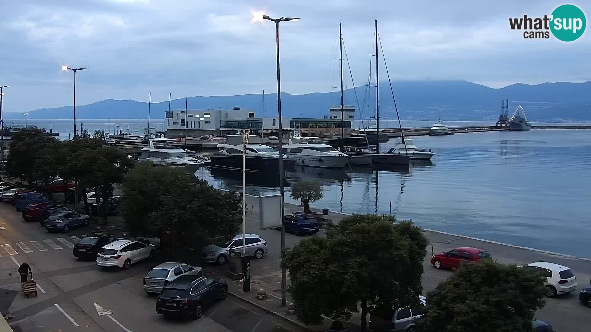 La Riva y Marina en Rijeka – Webcam en vivo Croacia