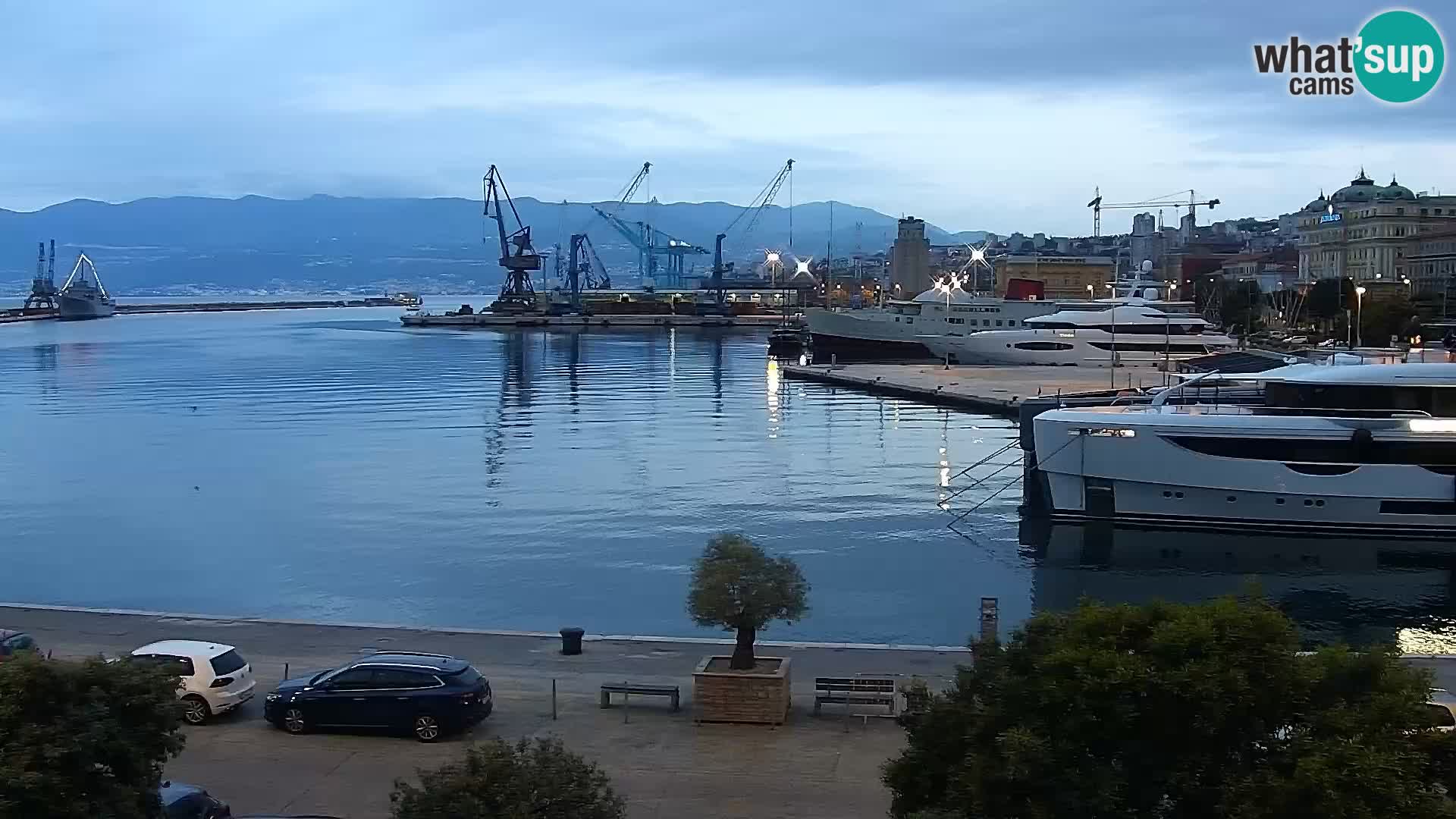 La Riva et Marina à Rijeka – Live Webcam Croatie