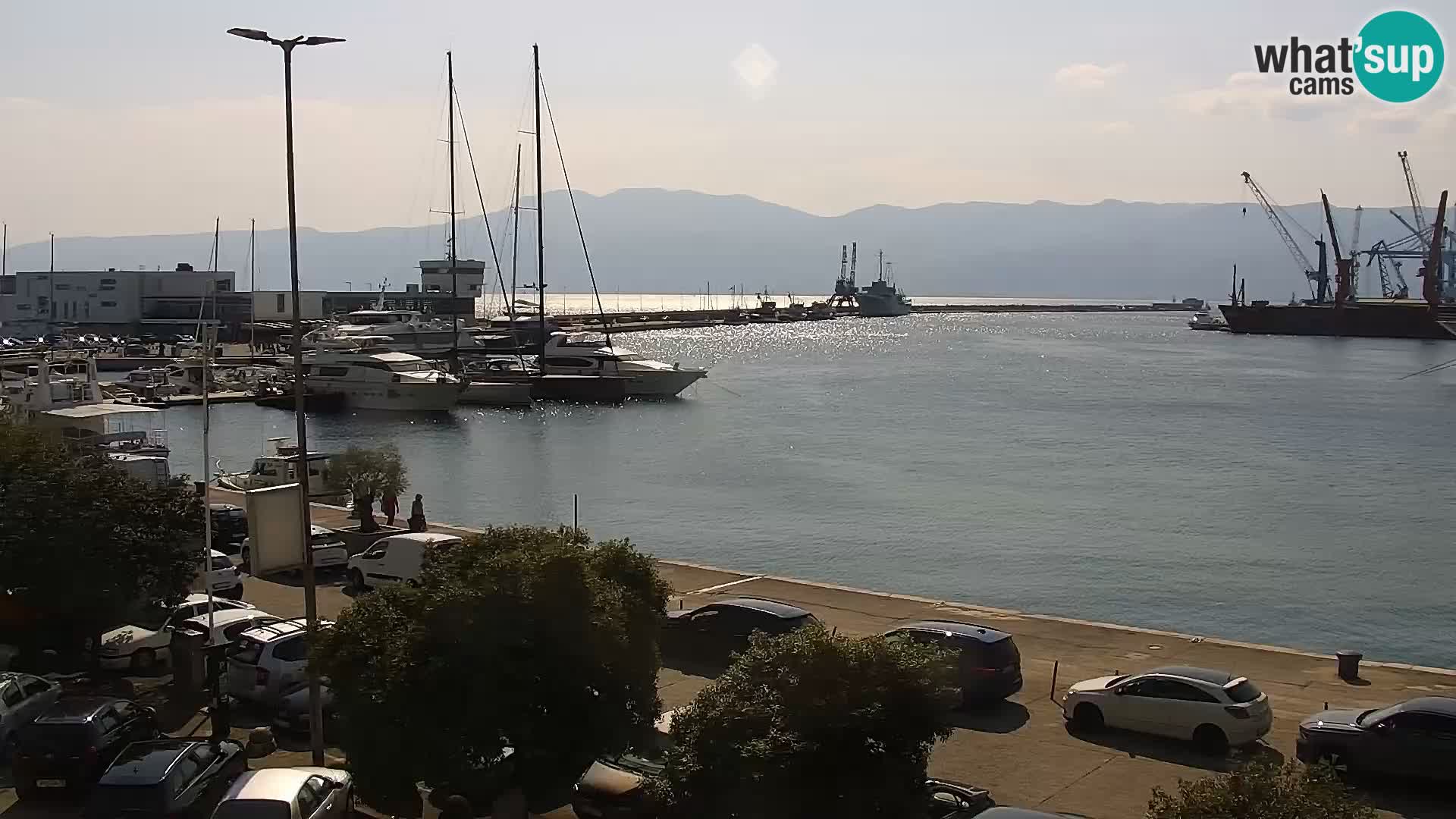Riva in Marina v Reki – Spletna kamera v živo Hrvaška