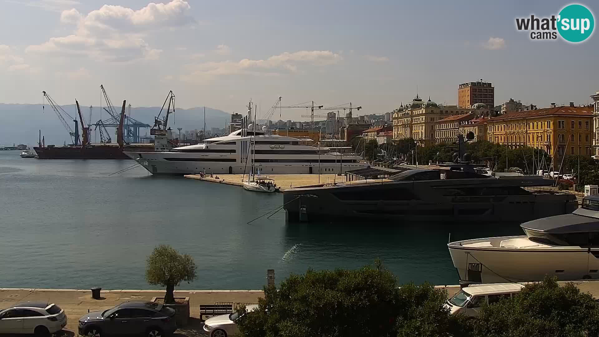 La Riva y Marina en Rijeka – Webcam en vivo Croacia
