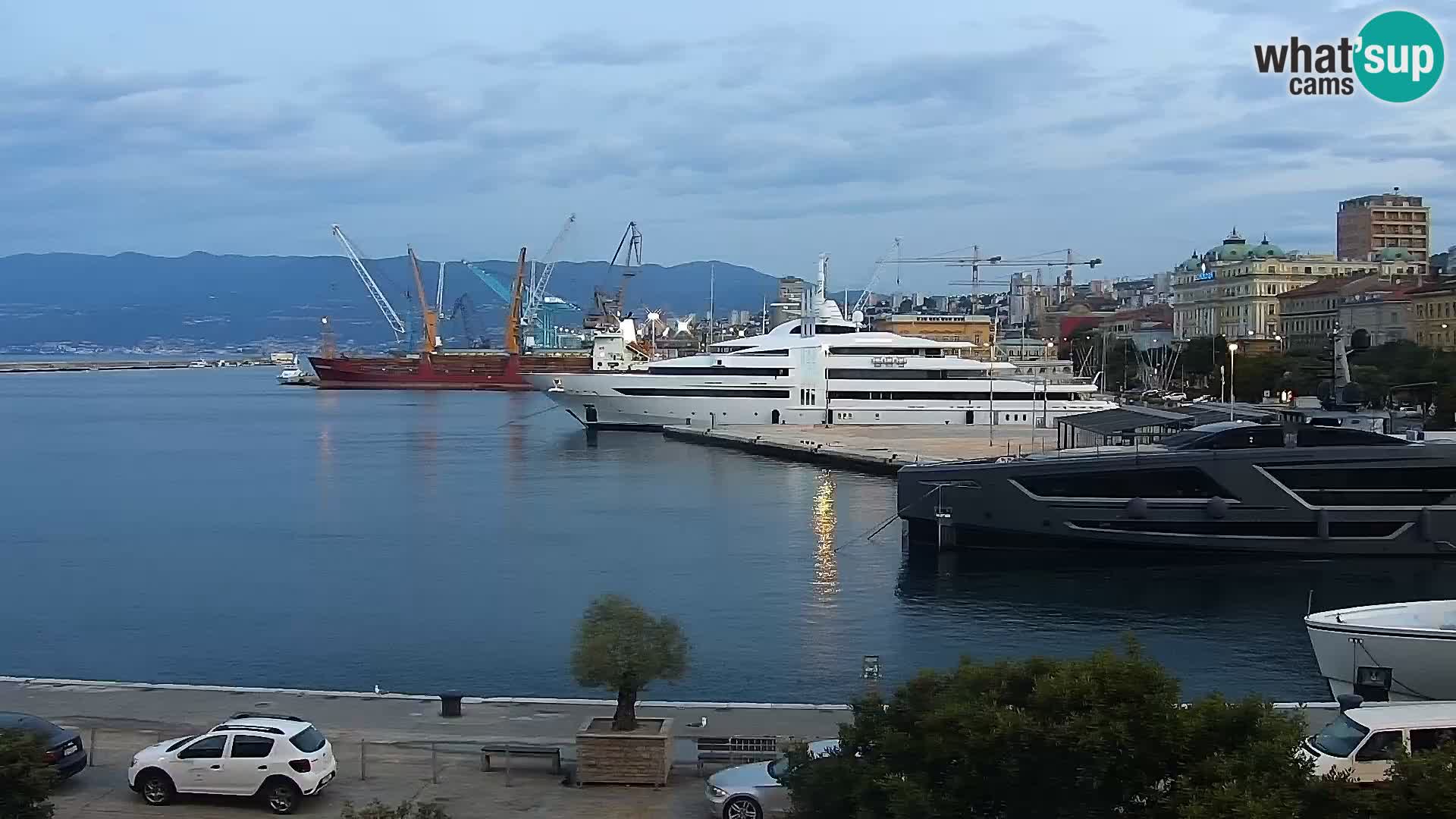 Rijeka – luka i ulica Riva