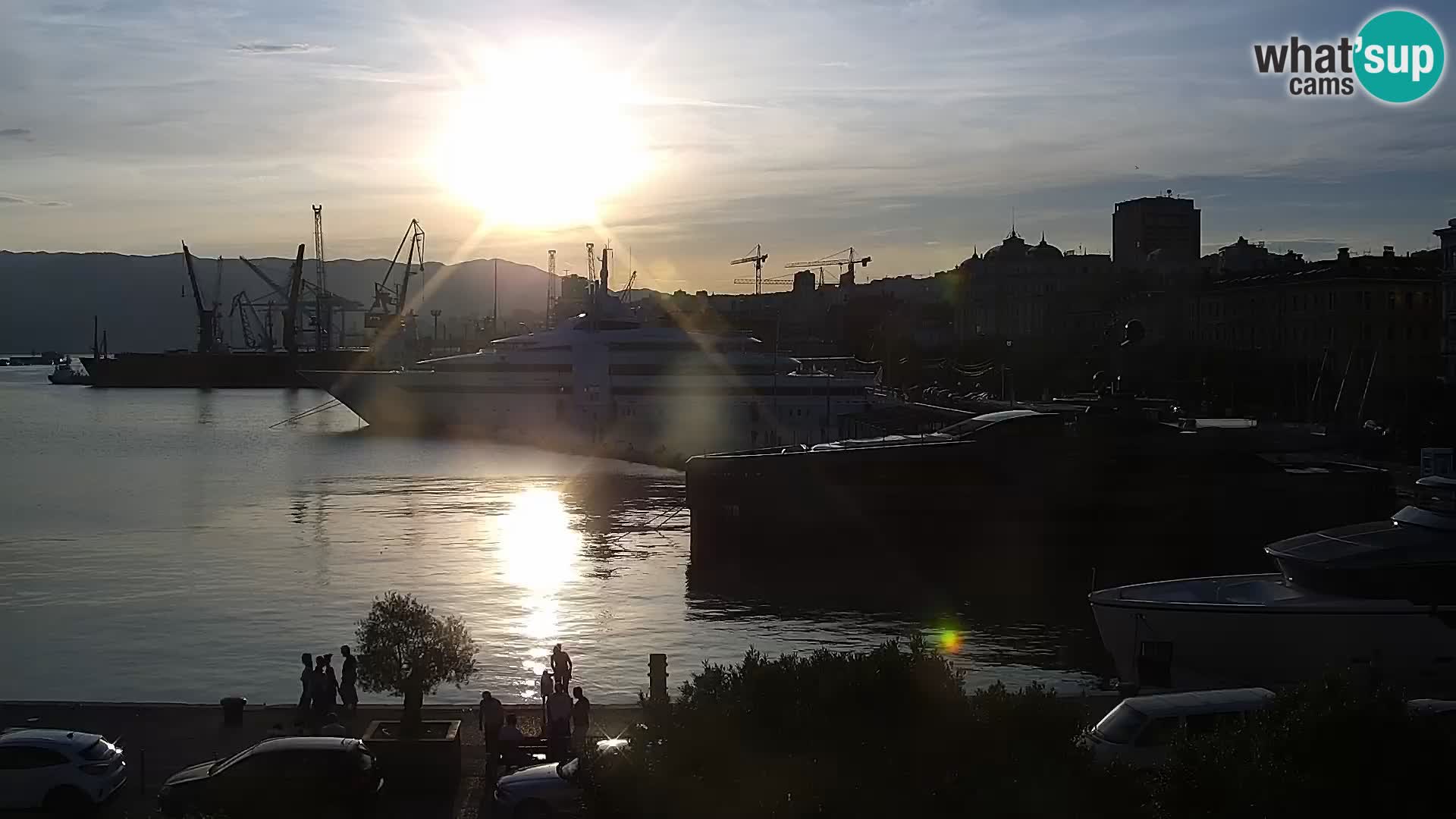 La Riva y Marina en Rijeka – Webcam en vivo Croacia