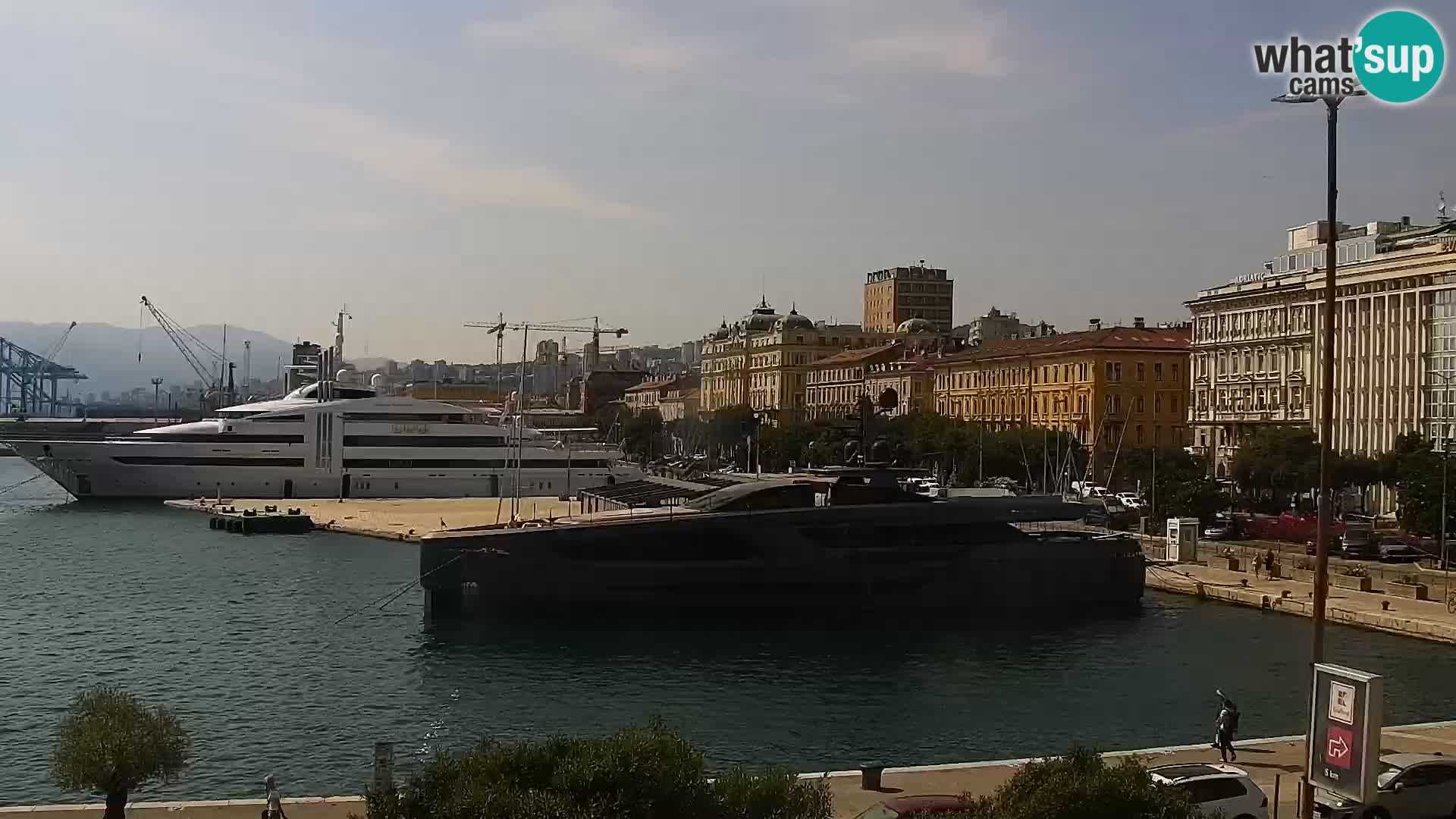 La Riva et Marina à Rijeka – Live Webcam Croatie
