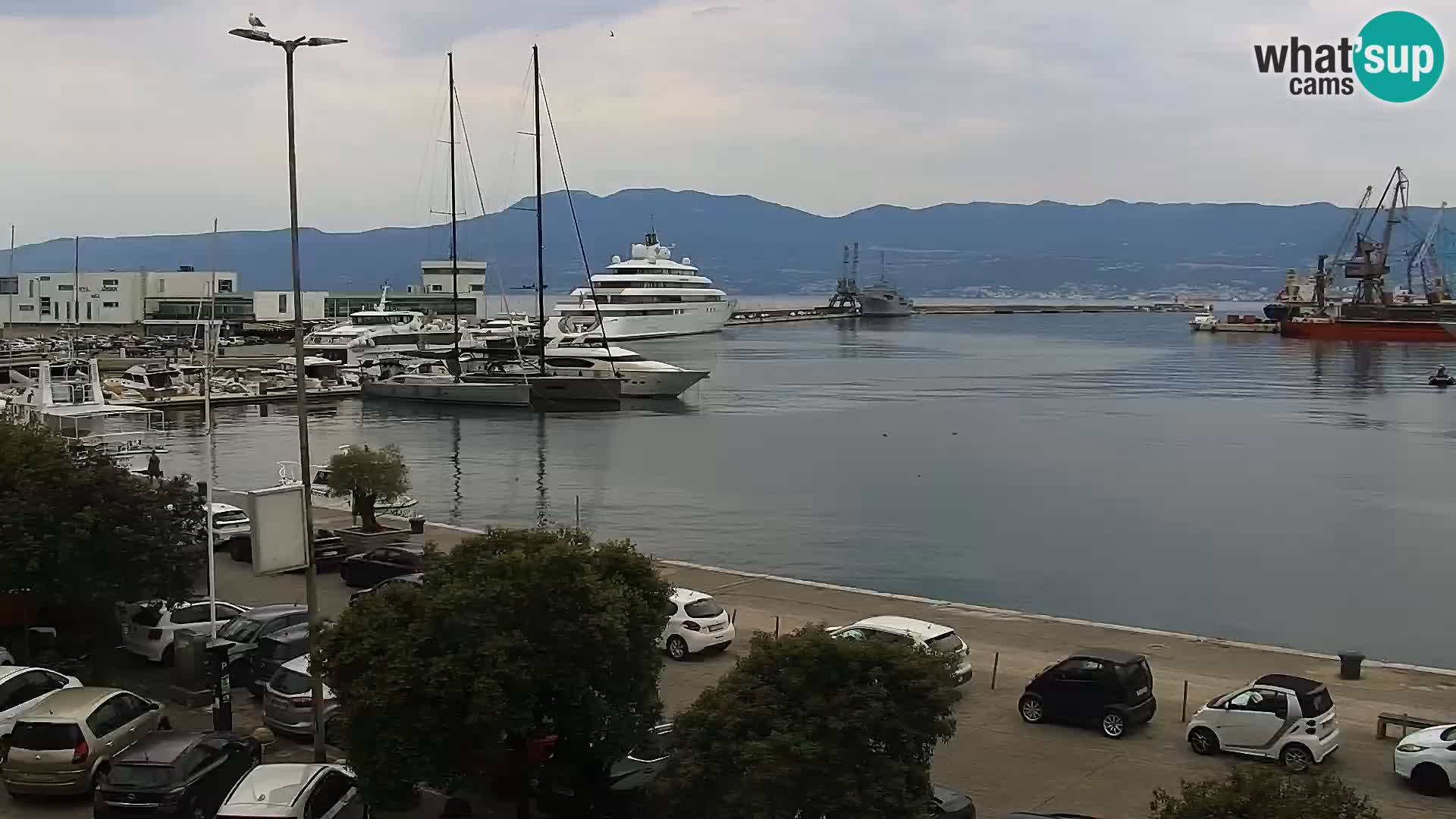 La Riva y Marina en Rijeka – Webcam en vivo Croacia