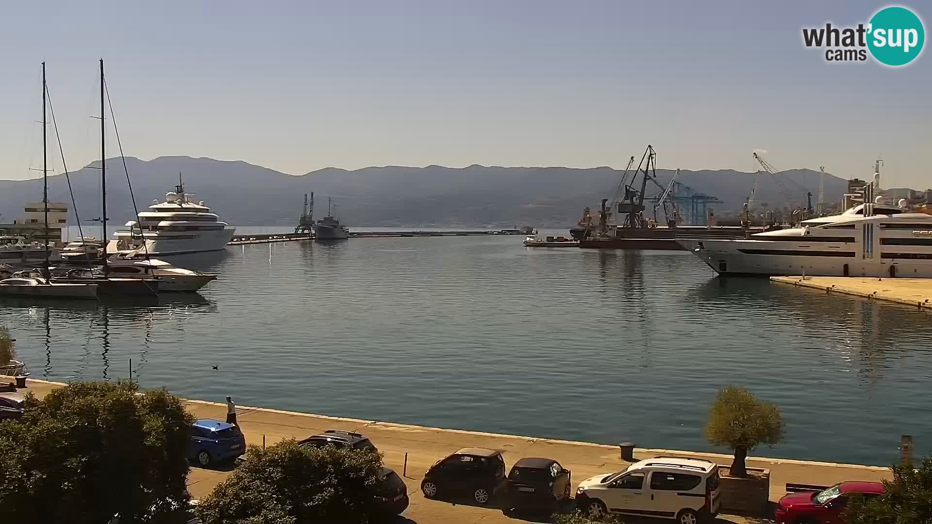 Riva i Marina u Rijeci – Web kamera uživo u Hrvatskoj
