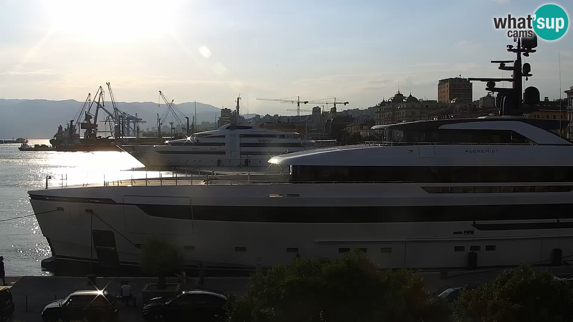 La Riva y Marina en Rijeka – Webcam en vivo Croacia