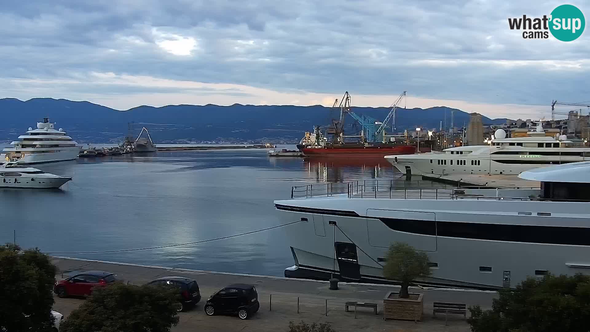La Riva et Marina à Rijeka – Live Webcam Croatie