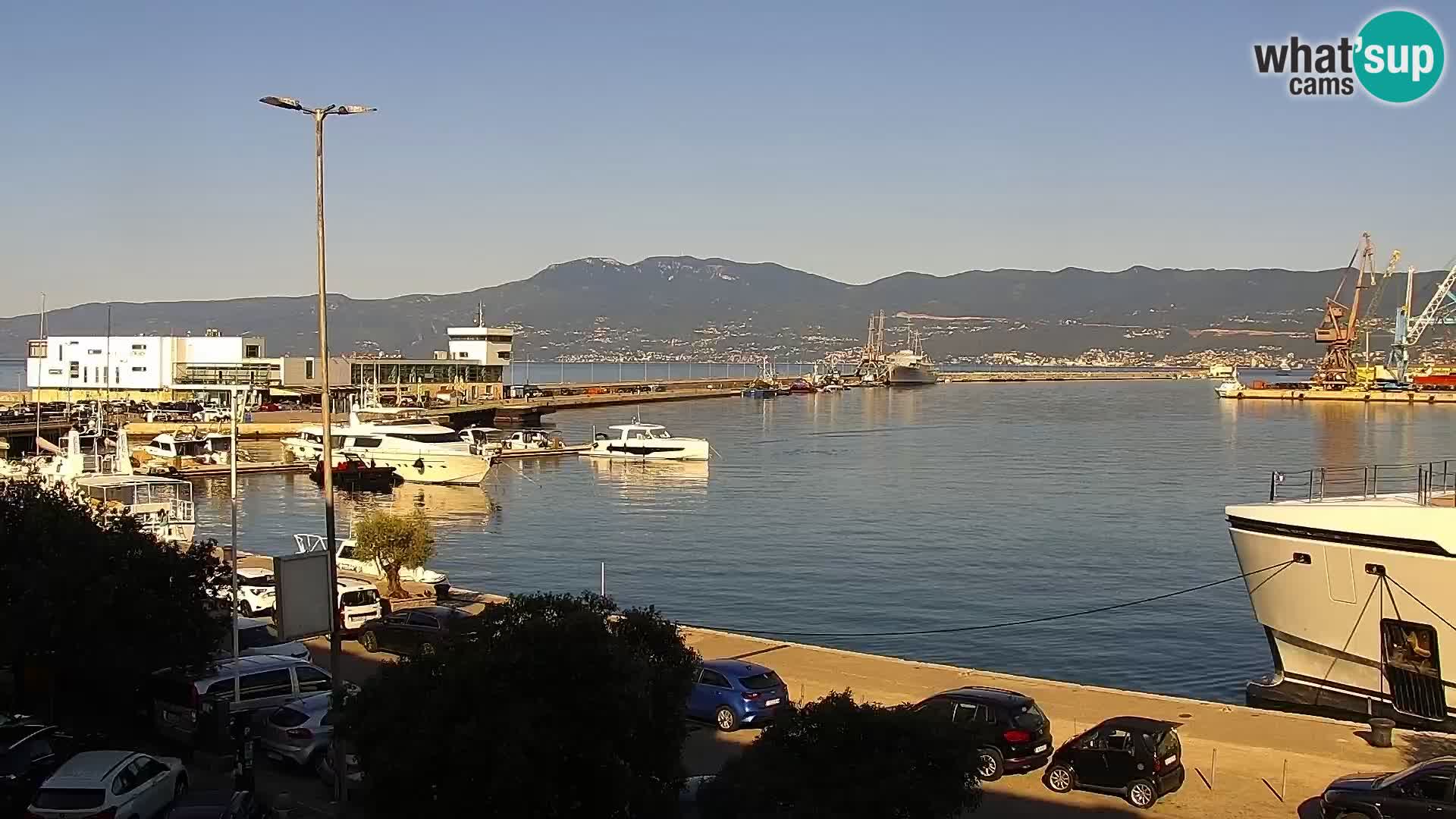 La Riva et Marina à Rijeka – Live Webcam Croatie
