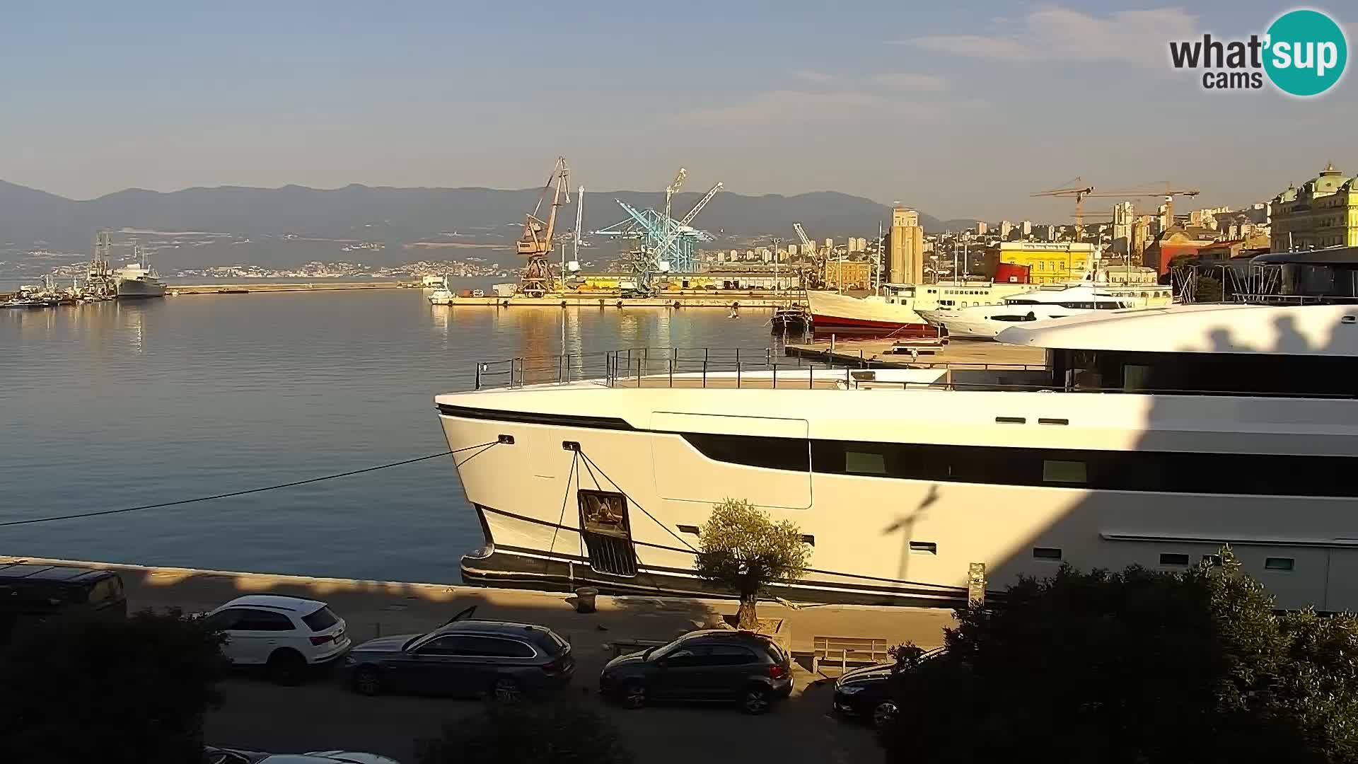 La Riva et Marina à Rijeka – Live Webcam Croatie