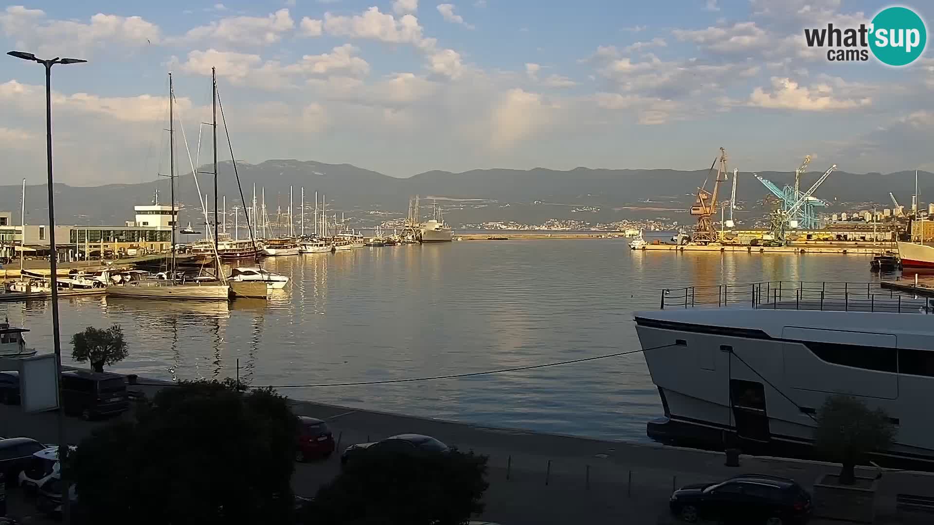 La Riva et Marina à Rijeka – Live Webcam Croatie