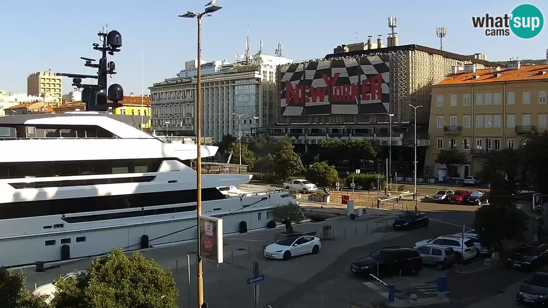 La Riva y Marina en Rijeka – Webcam en vivo Croacia