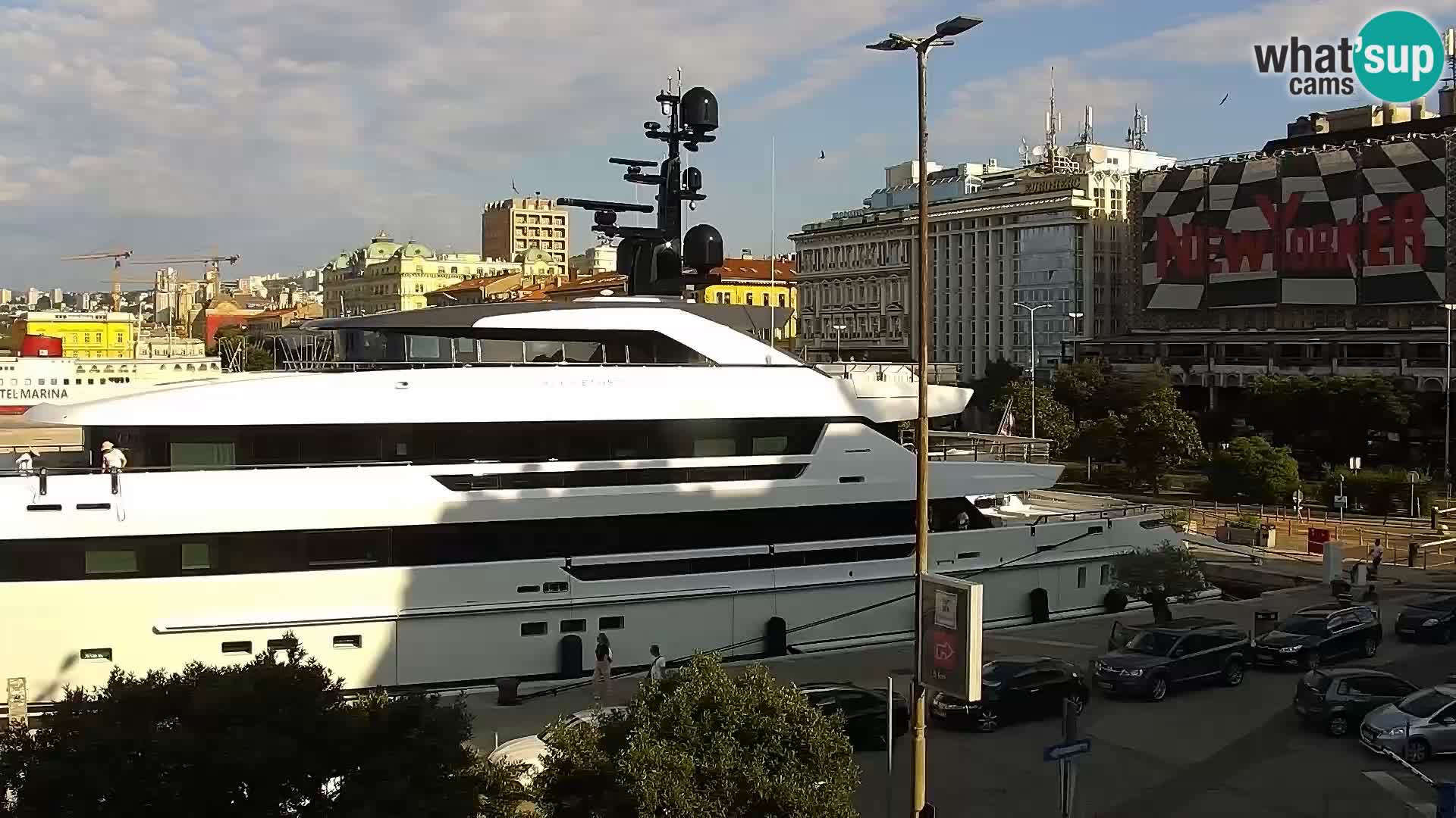La Riva y Marina en Rijeka – Webcam en vivo Croacia