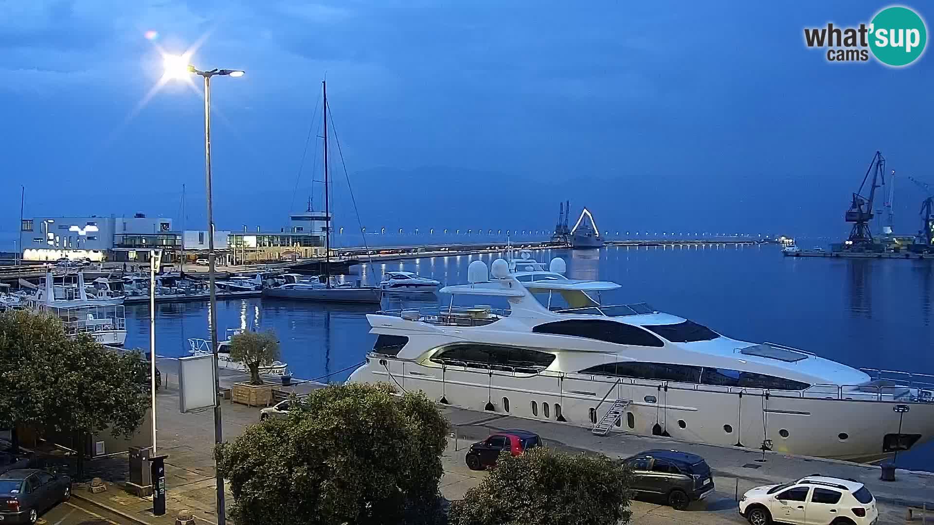 La Riva y Marina en Rijeka – Webcam en vivo Croacia