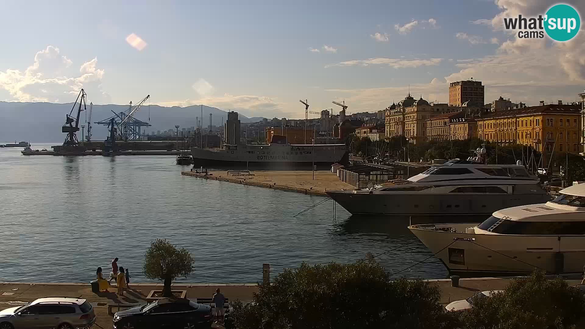 La Riva et Marina à Rijeka – Live Webcam Croatie