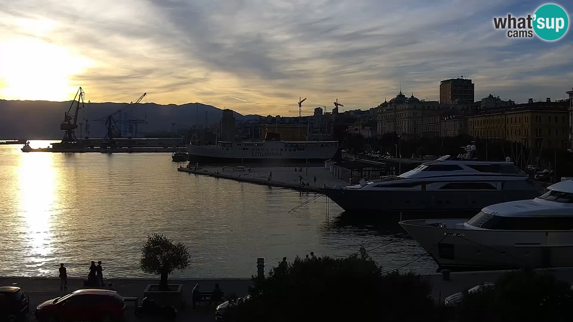 La Riva et Marina à Rijeka – Live Webcam Croatie