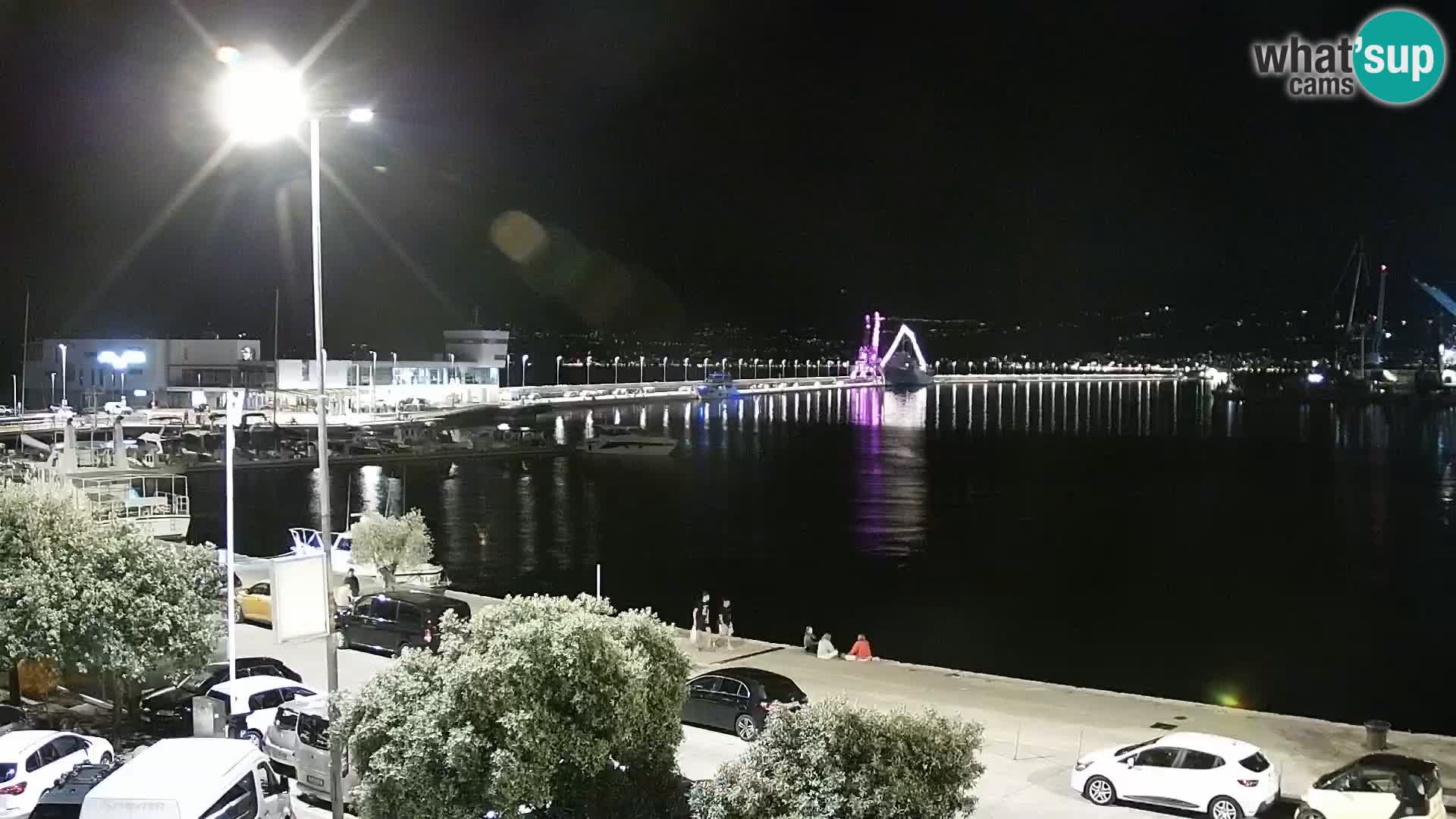 Riva in Marina v Reki – Spletna kamera v živo Hrvaška