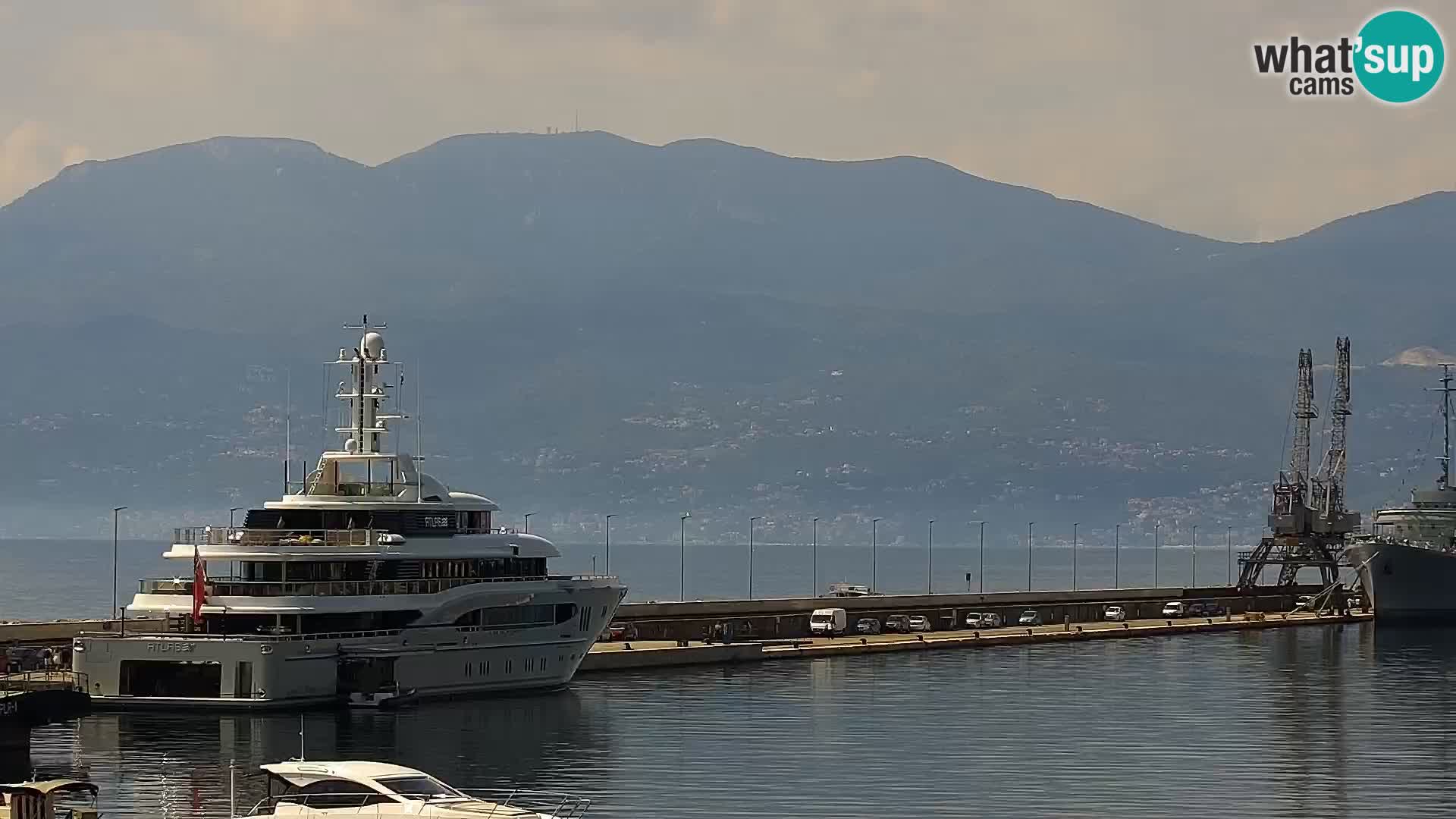 Riva i Marina u Rijeci – Web kamera uživo u Hrvatskoj