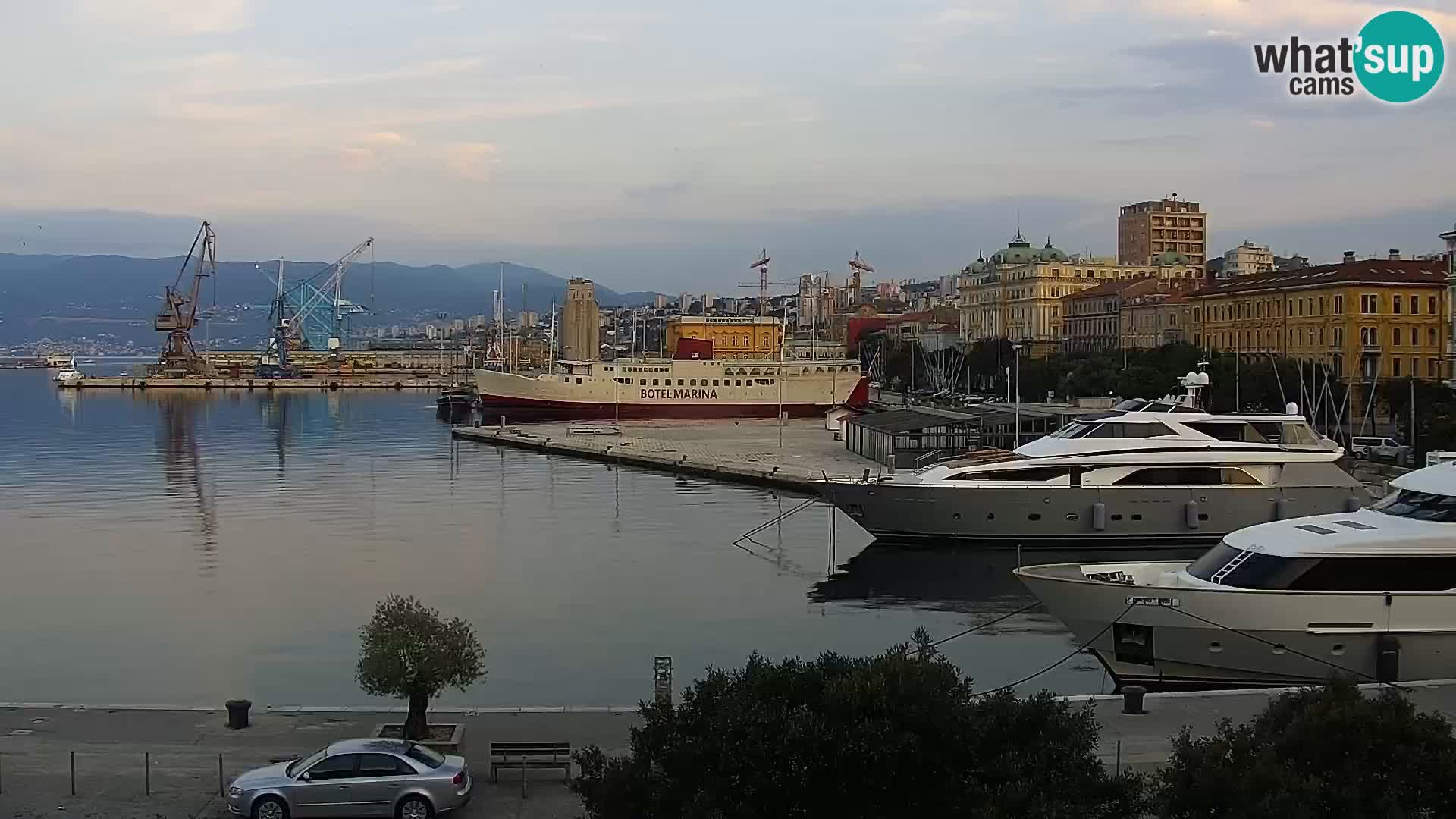 La Riva e la Marina a Rijeka (Fiume) – Live Webcam Croazia