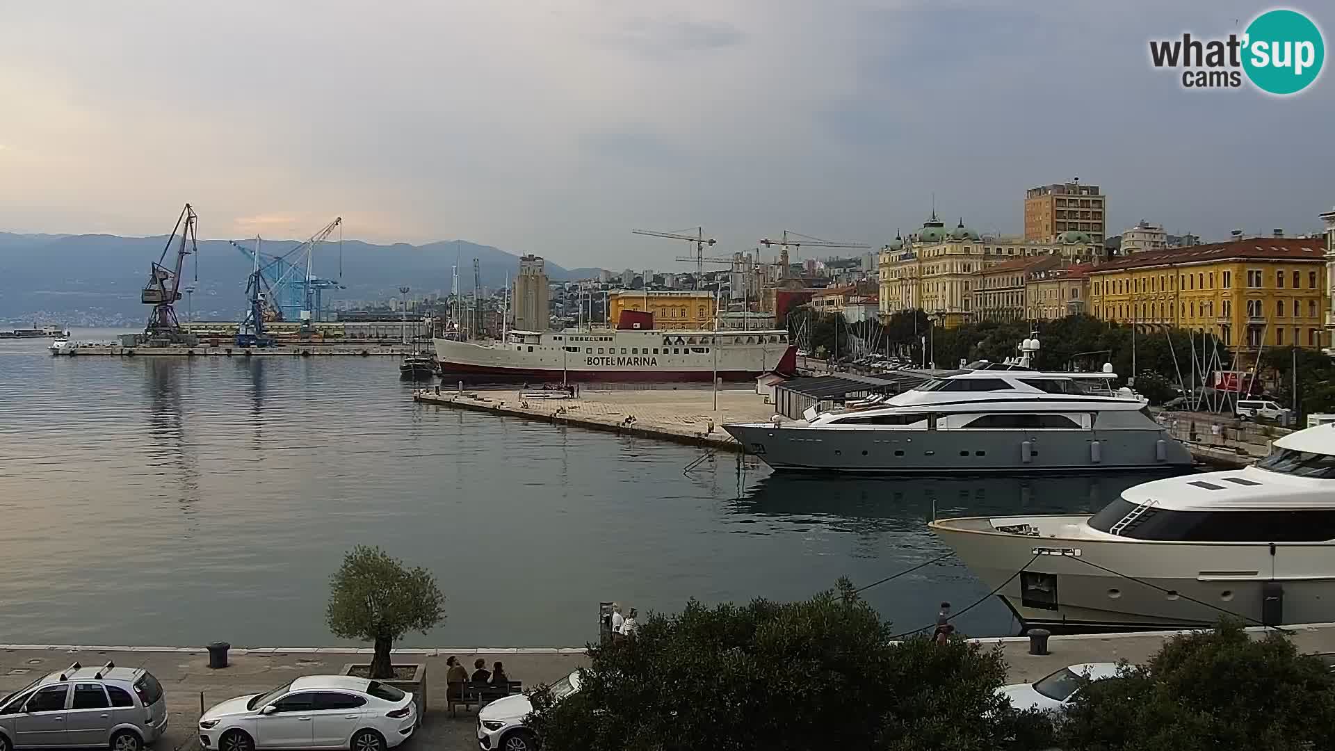 La Riva et Marina à Rijeka – Live Webcam Croatie