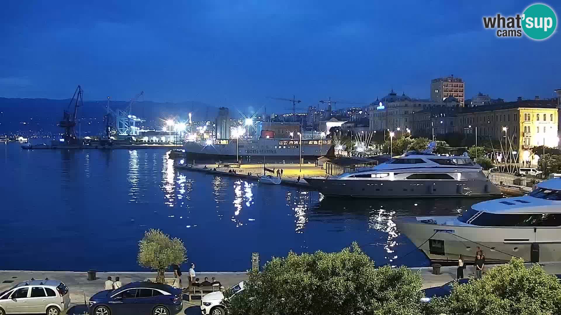 Riva i Marina u Rijeci – Web kamera uživo u Hrvatskoj
