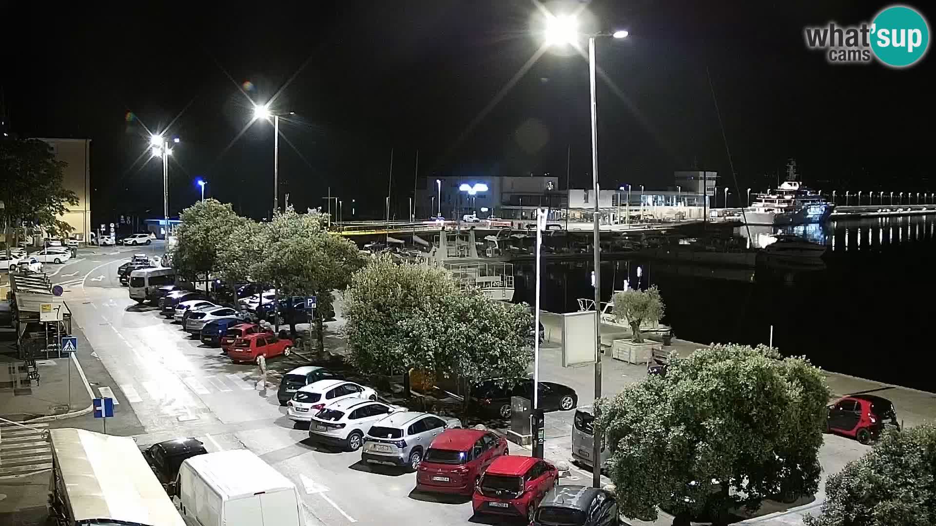 Riva in Marina v Reki – Spletna kamera v živo Hrvaška
