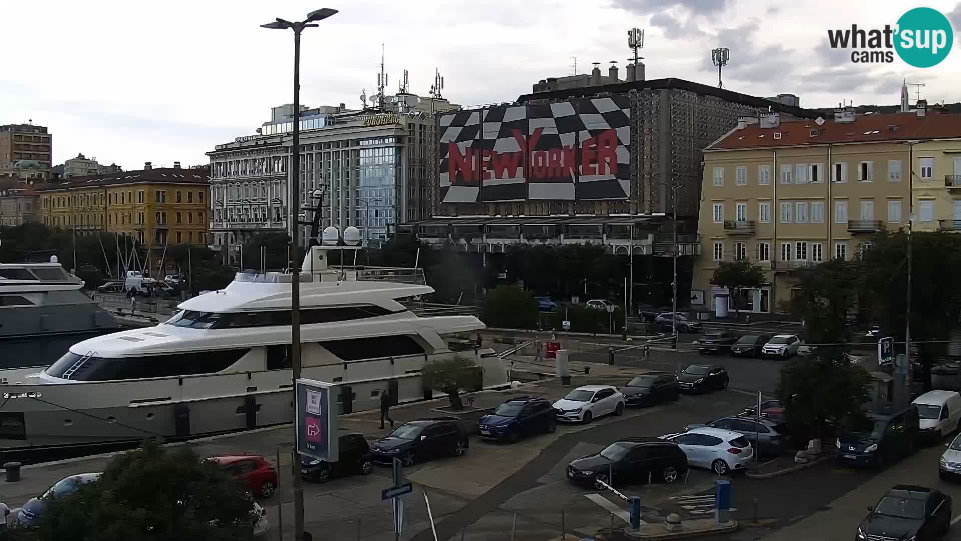 La Riva y Marina en Rijeka – Webcam en vivo Croacia