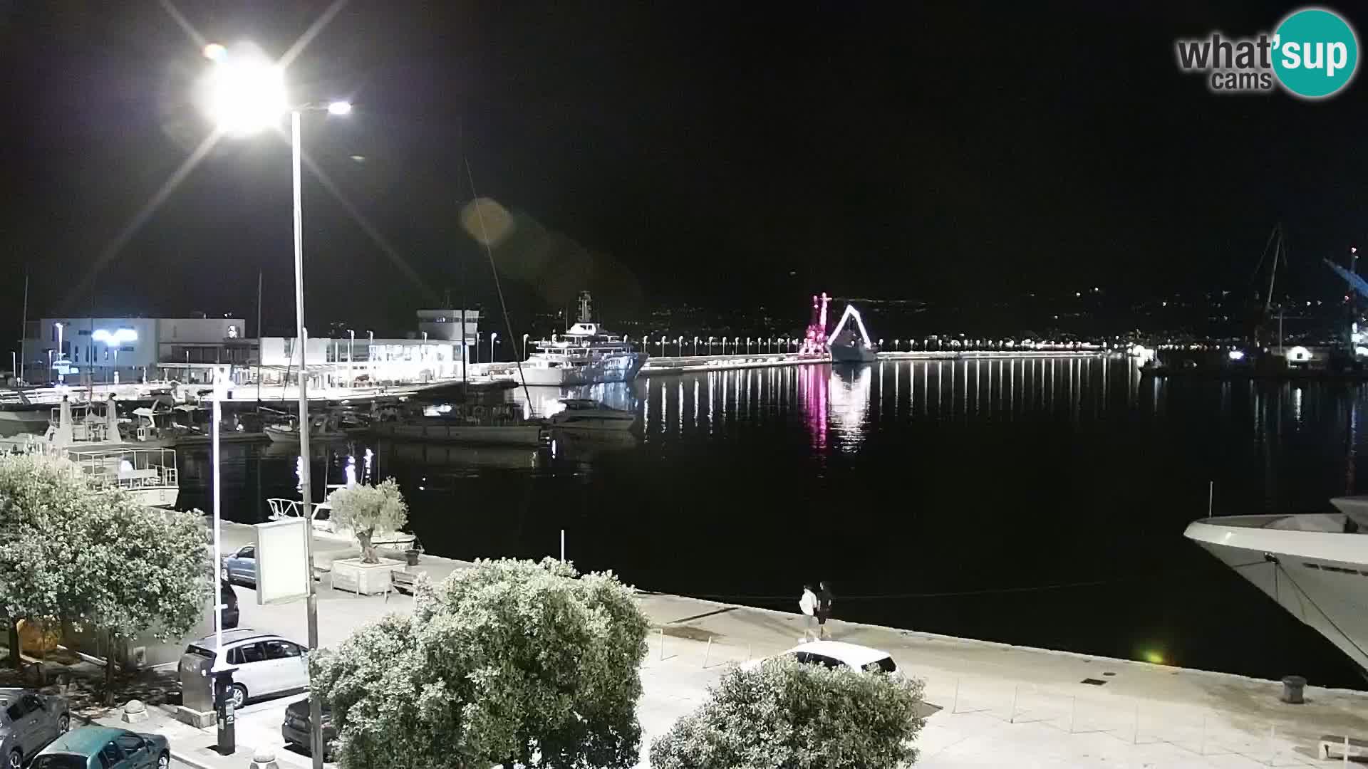 Riva in Marina v Reki – Spletna kamera v živo Hrvaška
