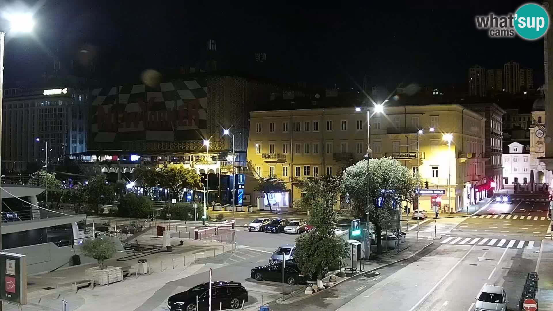 Riva i Marina u Rijeci – Web kamera uživo u Hrvatskoj