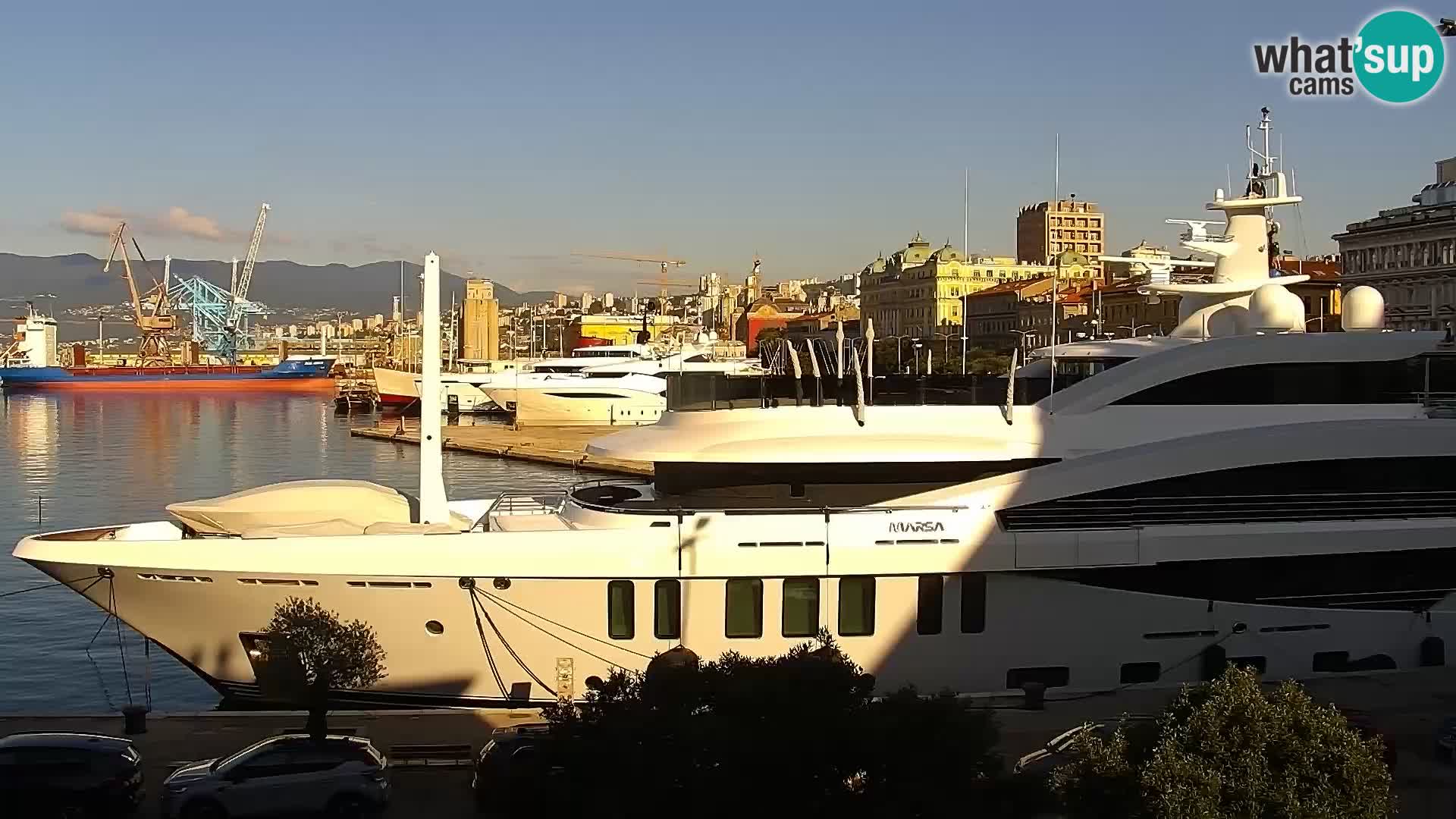 Riva i Marina u Rijeci – Web kamera uživo u Hrvatskoj