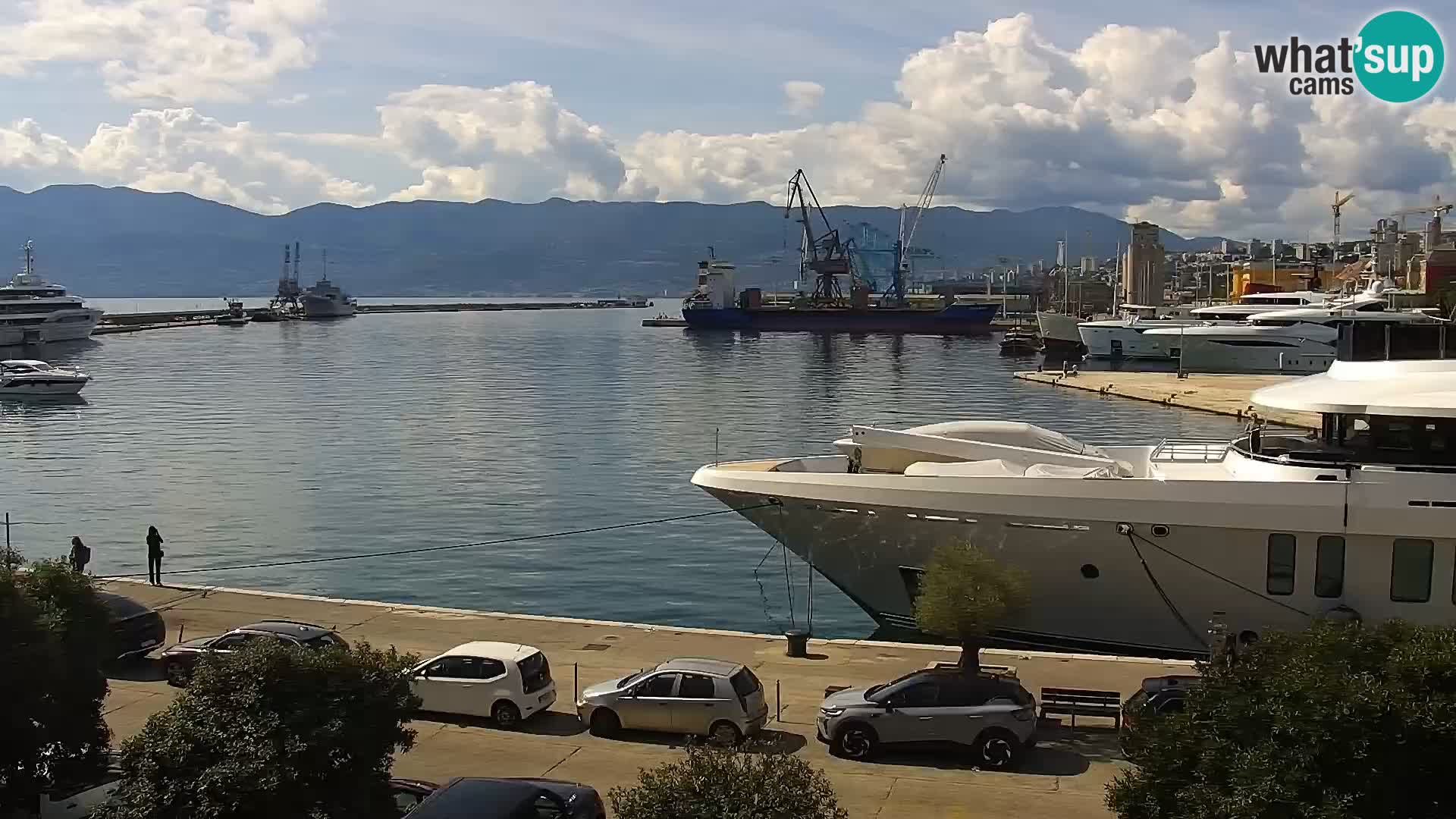 La Riva y Marina en Rijeka – Webcam en vivo Croacia