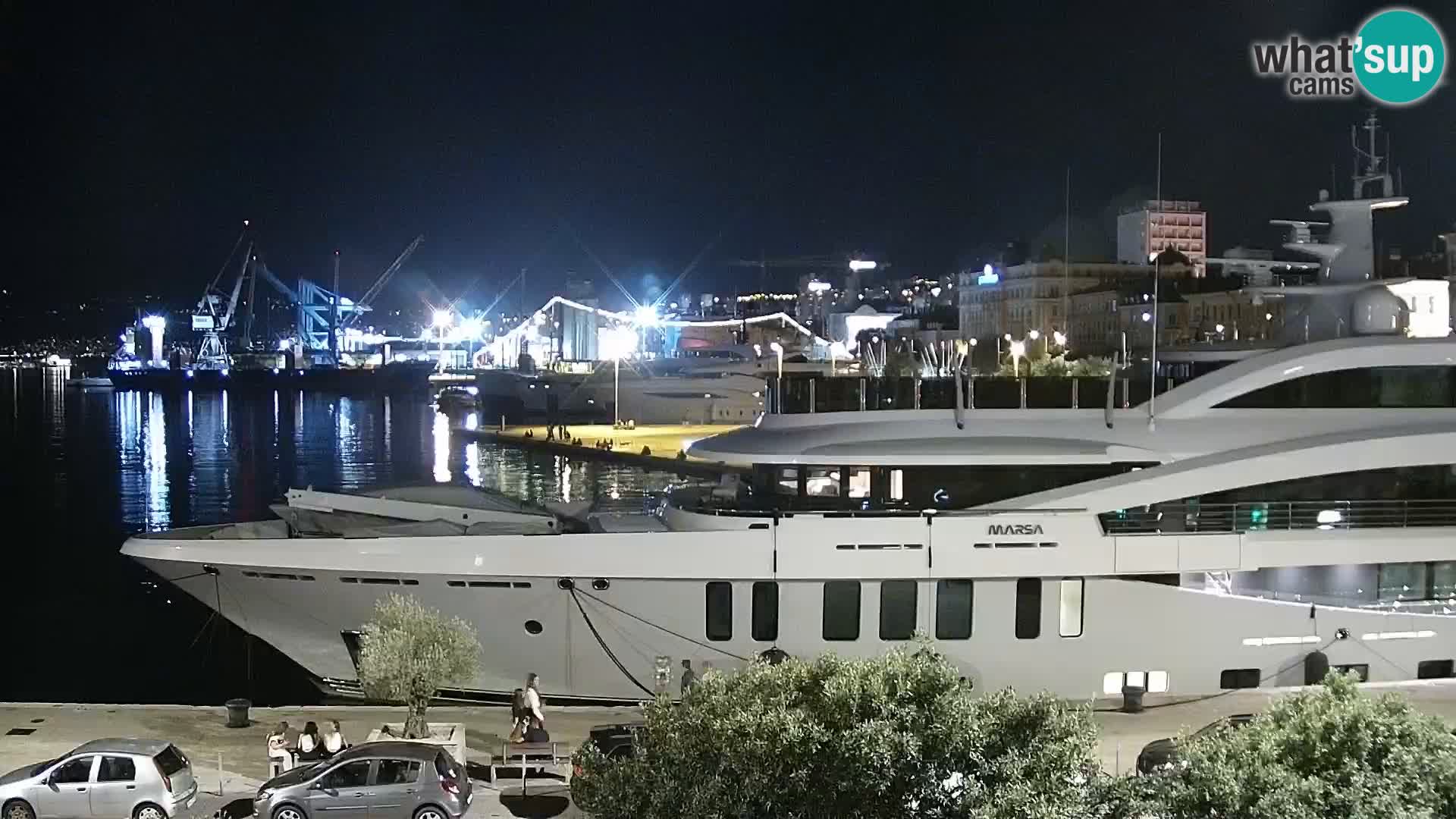 Riva in Marina v Reki – Spletna kamera v živo Hrvaška