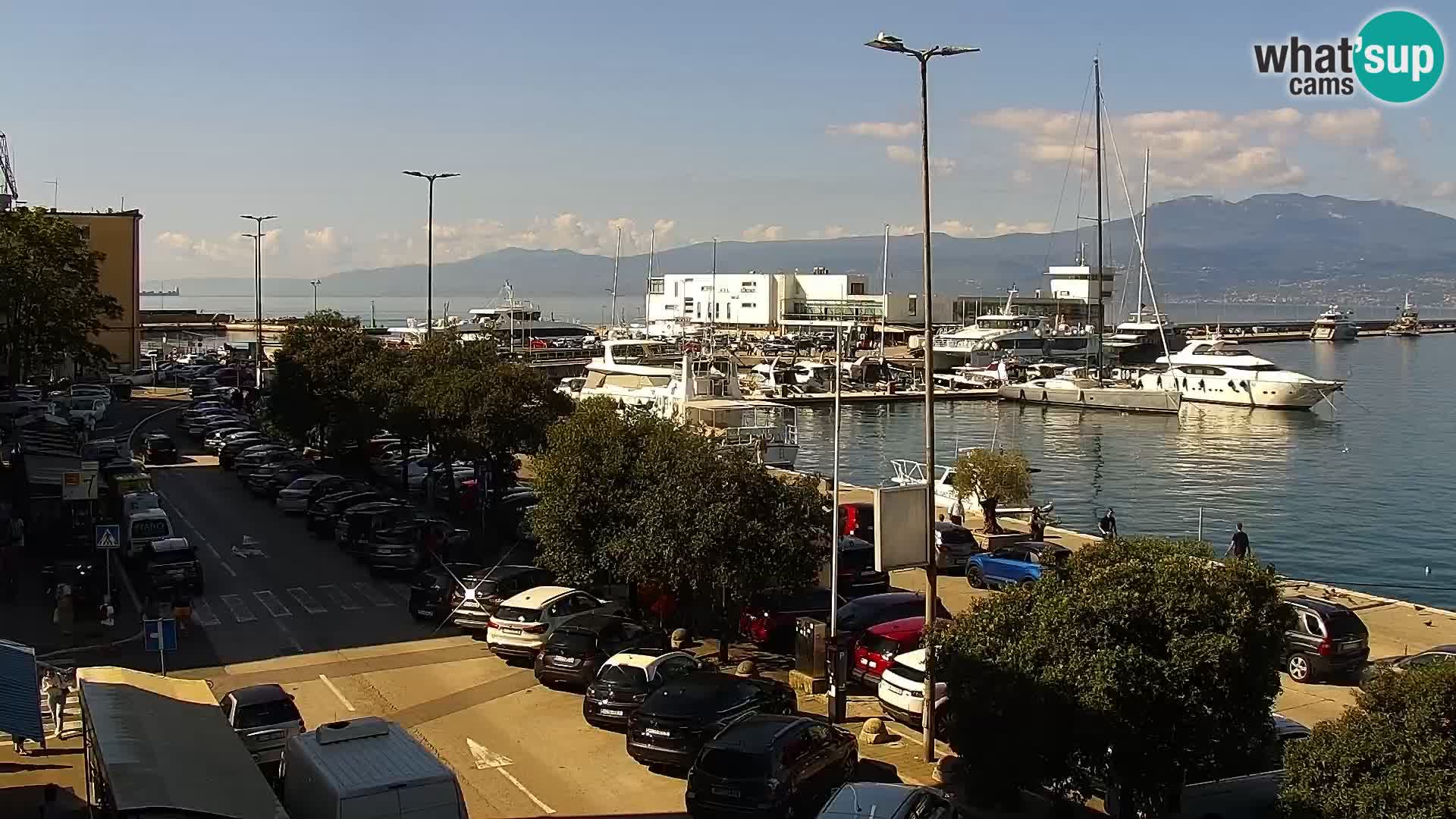 Riva i Marina u Rijeci – Web kamera uživo u Hrvatskoj