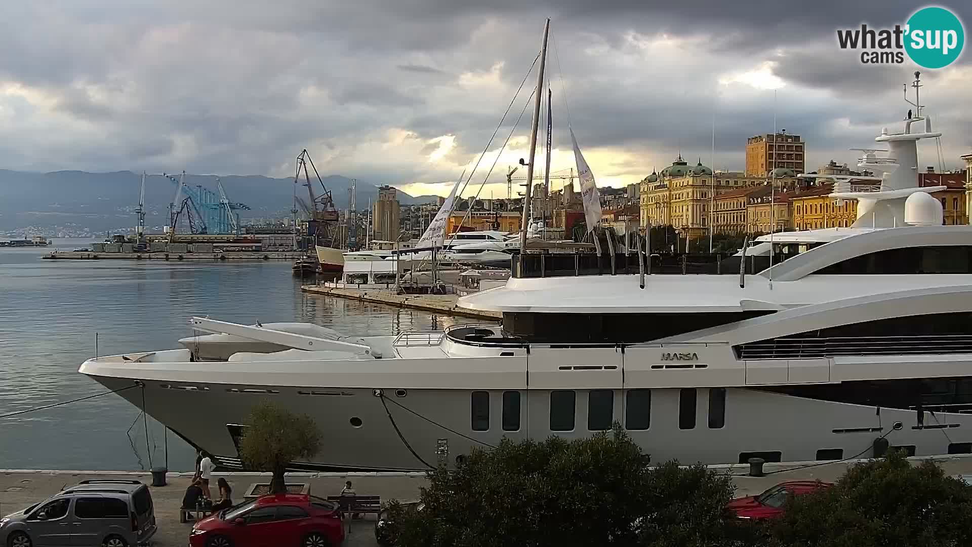 La Riva y Marina en Rijeka – Webcam en vivo Croacia